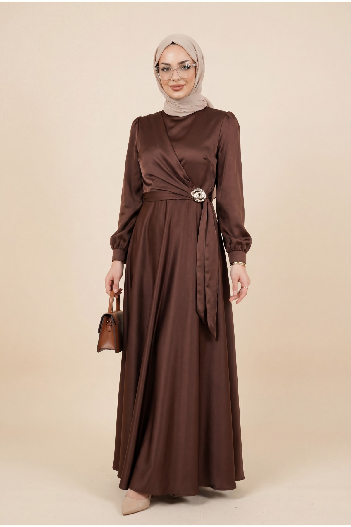 Beli Yandan Bağcıklı Tokalı Saten Abiye -Kahve