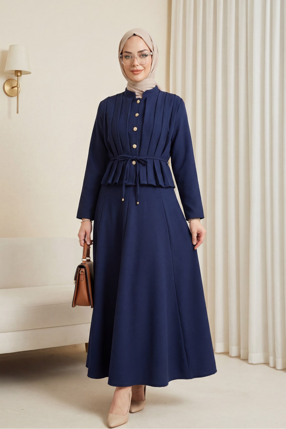 Önü Pileli Ve Düğmeli Beli Bağlamalı Etekli Krep Takım  -Laci