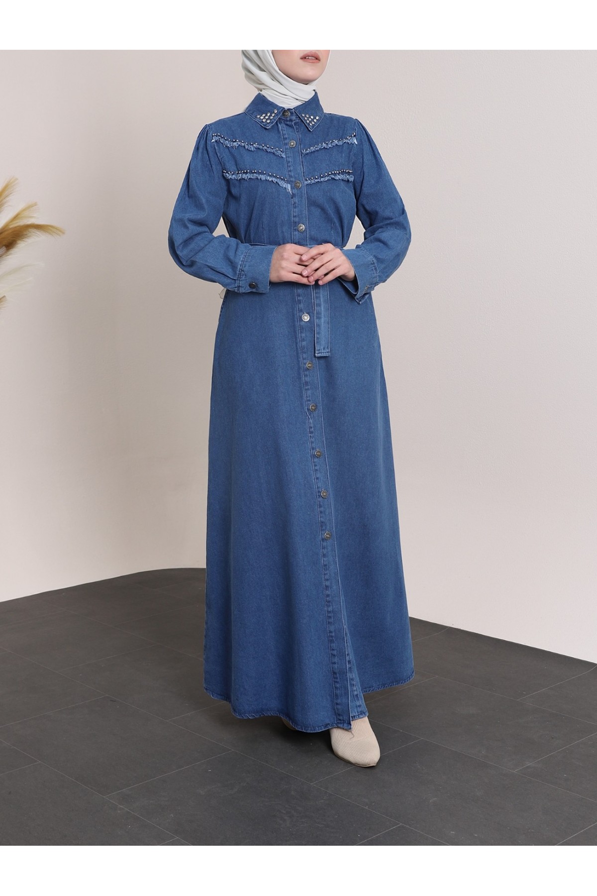 Yakası Ve Göğsü Taşlı Eskitme Kot Elbise -Koyu Mavi