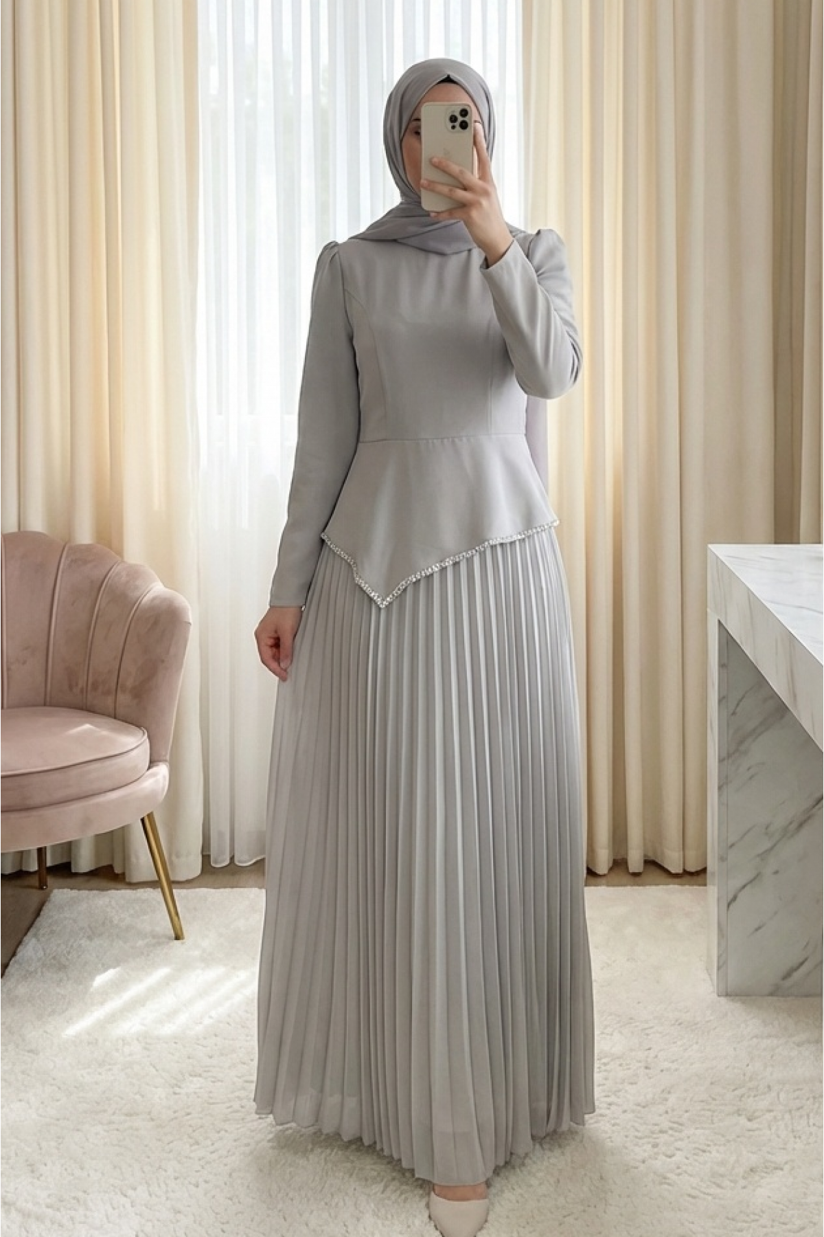 Beli Asimetrik Kesim Taşlı Eteği Pliseli Krep Elbise -Taş