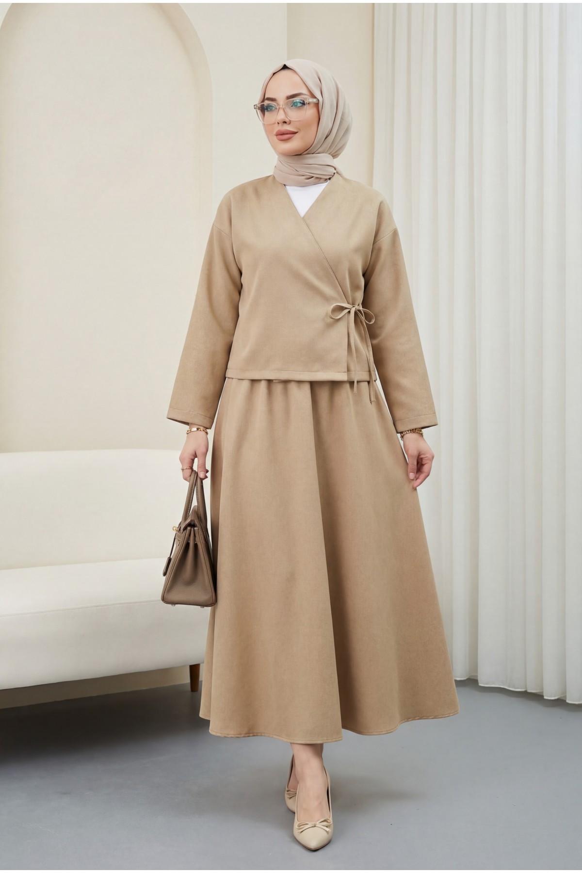 Önü Bağcıklı Etekli Yün Efekt Kışlık Takım -Vizon