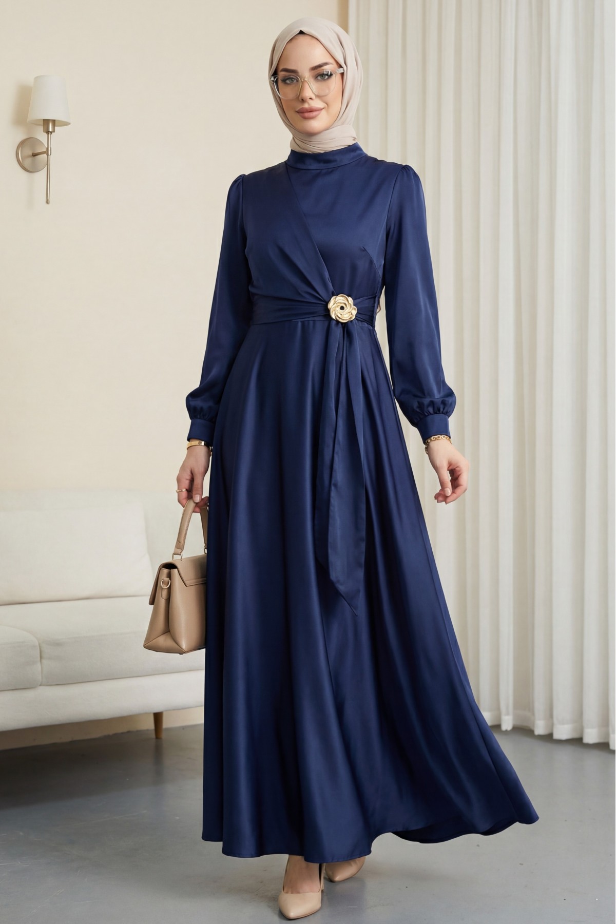 Beli Yandan Bağcıklı Tokalı Saten Abiye -Laci