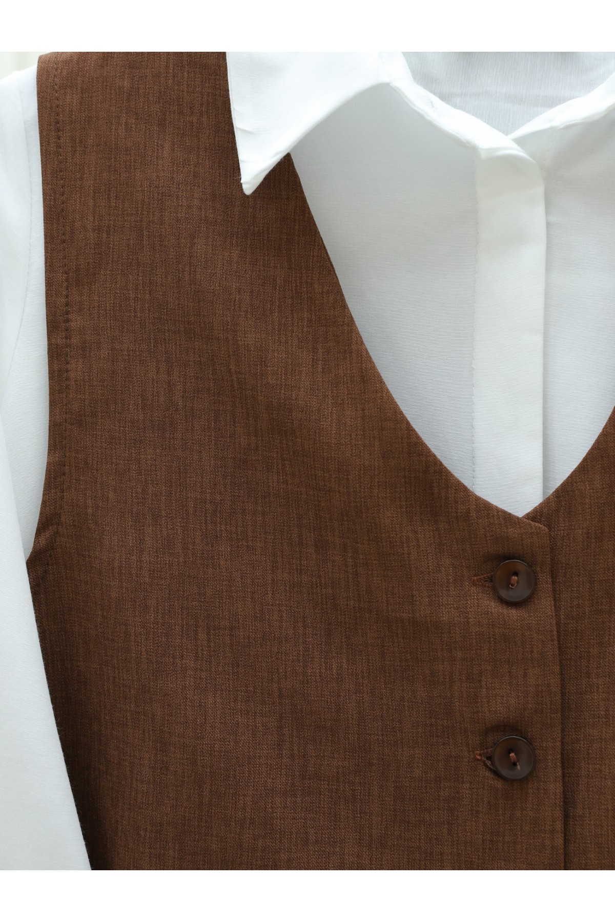 Düğmeli Yelekli Takım -Kahve