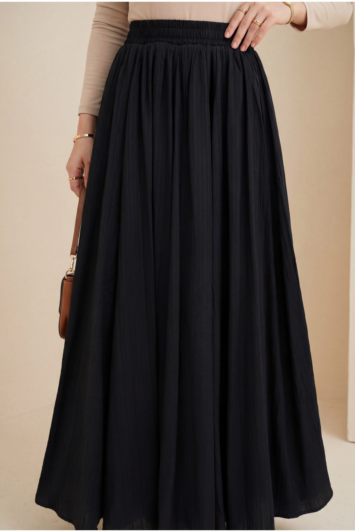 Beli Lastikli Astarlı Uzun Gofre Etek -Siyah