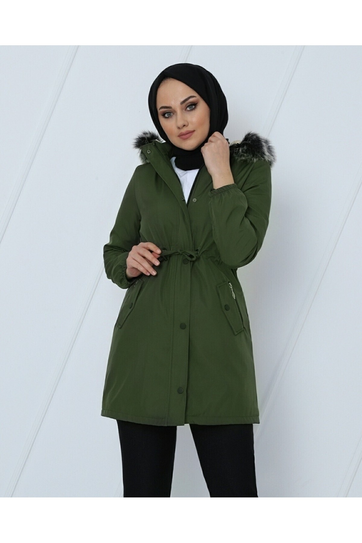 Çıkma Kapşonlu Kolu Lastikli Cepli Kısa Kaban -Haki