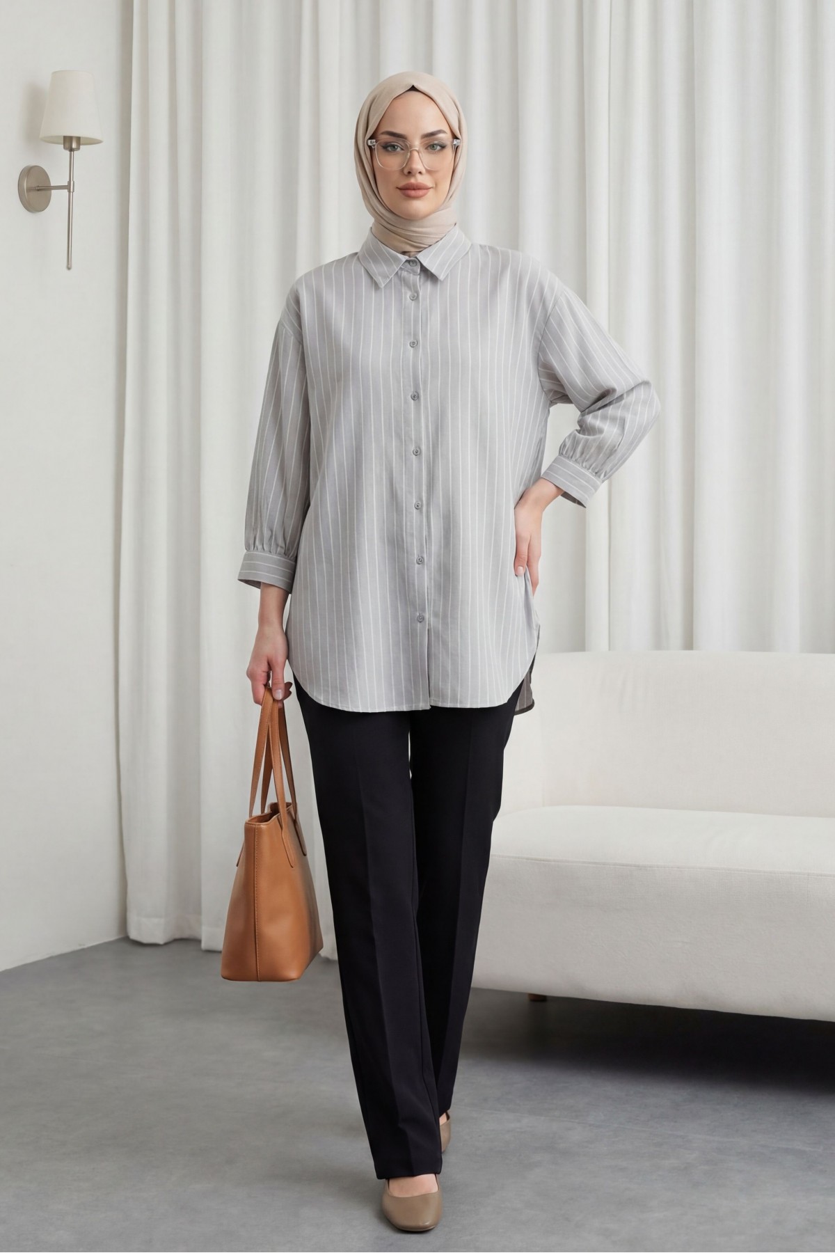 Çizgili Yırtmaçlı Salaş Linda Gömlek -Açık Gri