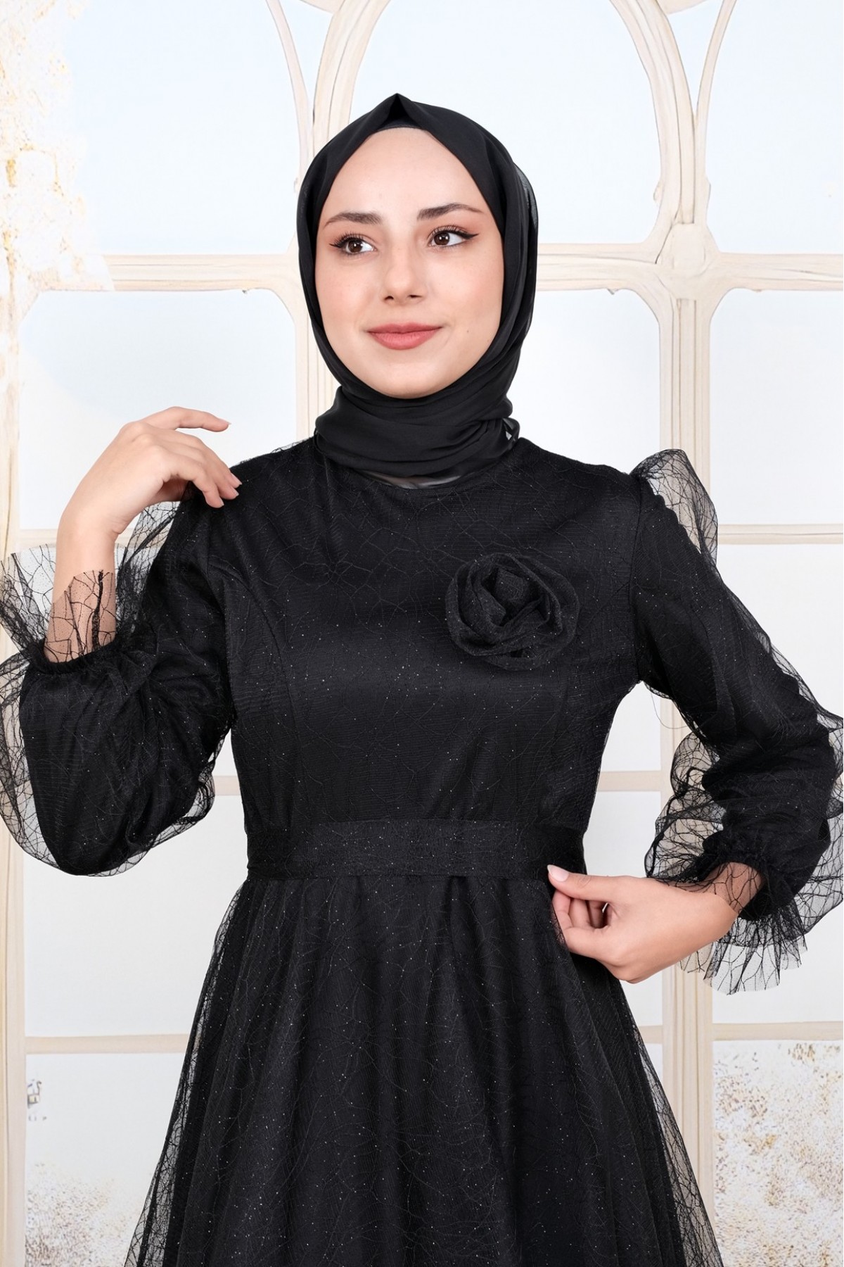 Kolu Lastikli Kuşaklı Simli Kabarık Tül  Abiye -Siyah