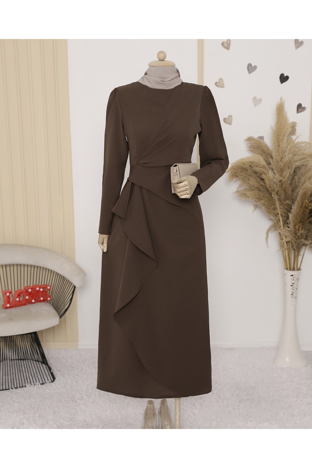 Önü Allerli Eteği Asimetrik Krep Elbise   -Kahve
