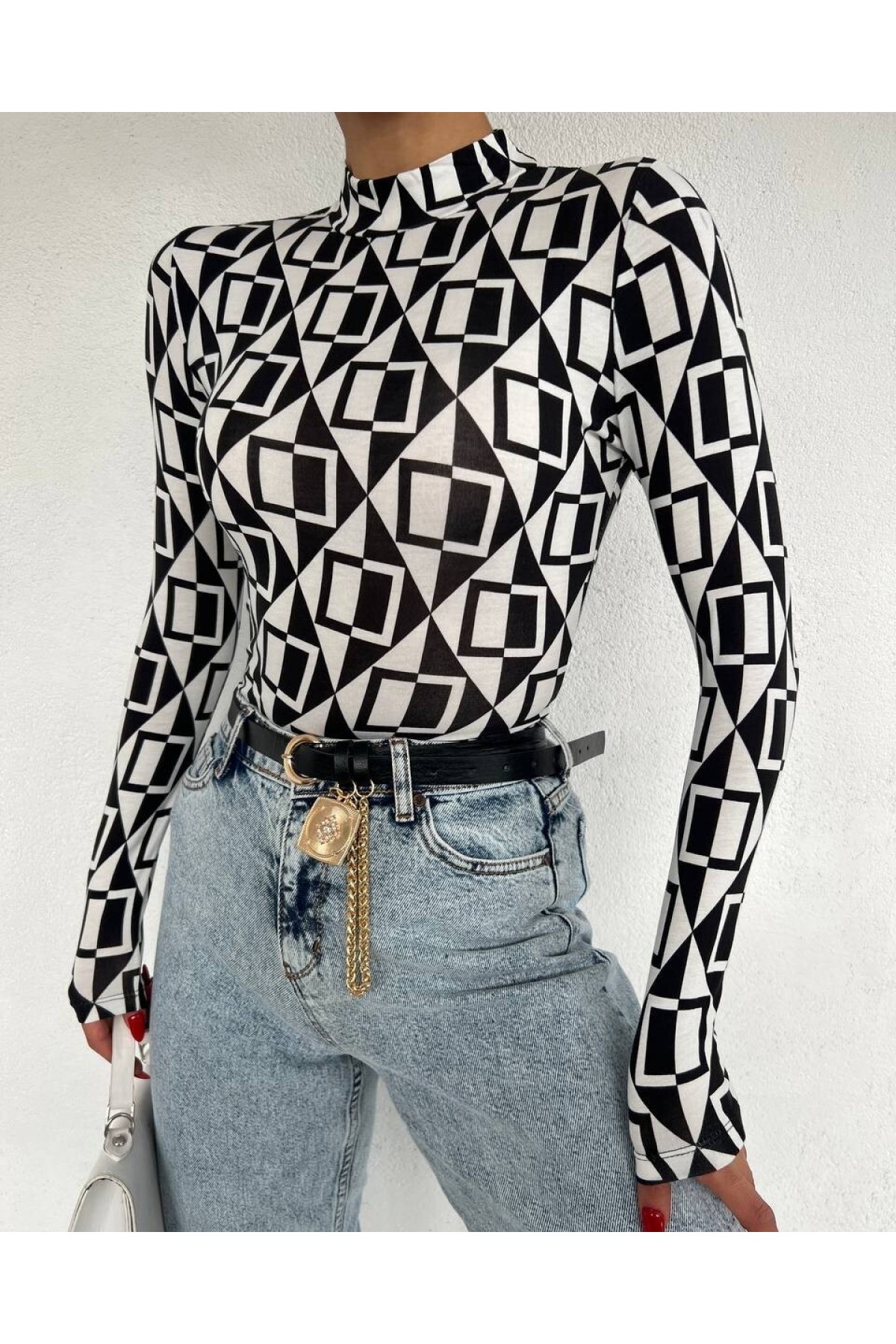 Karışık Desen Yarım Boğazlı Bluz -Genel
