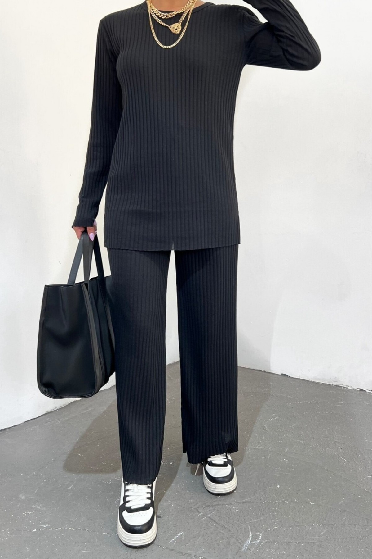 Bisiklet Yaka Kaşkorse Takım -Siyah