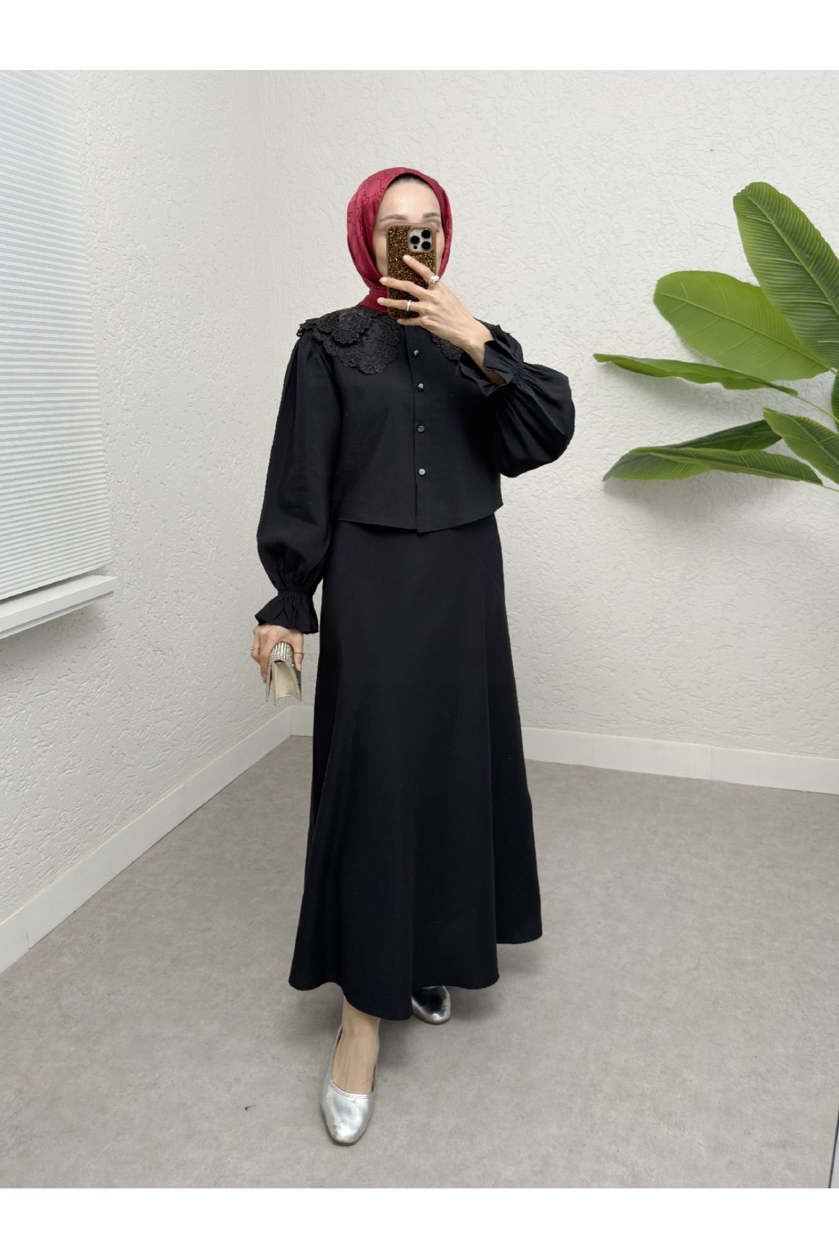 Bebe Yaka Fistolu Kolu Lastikli Bluz-Kloş Etek Takım -Siyah