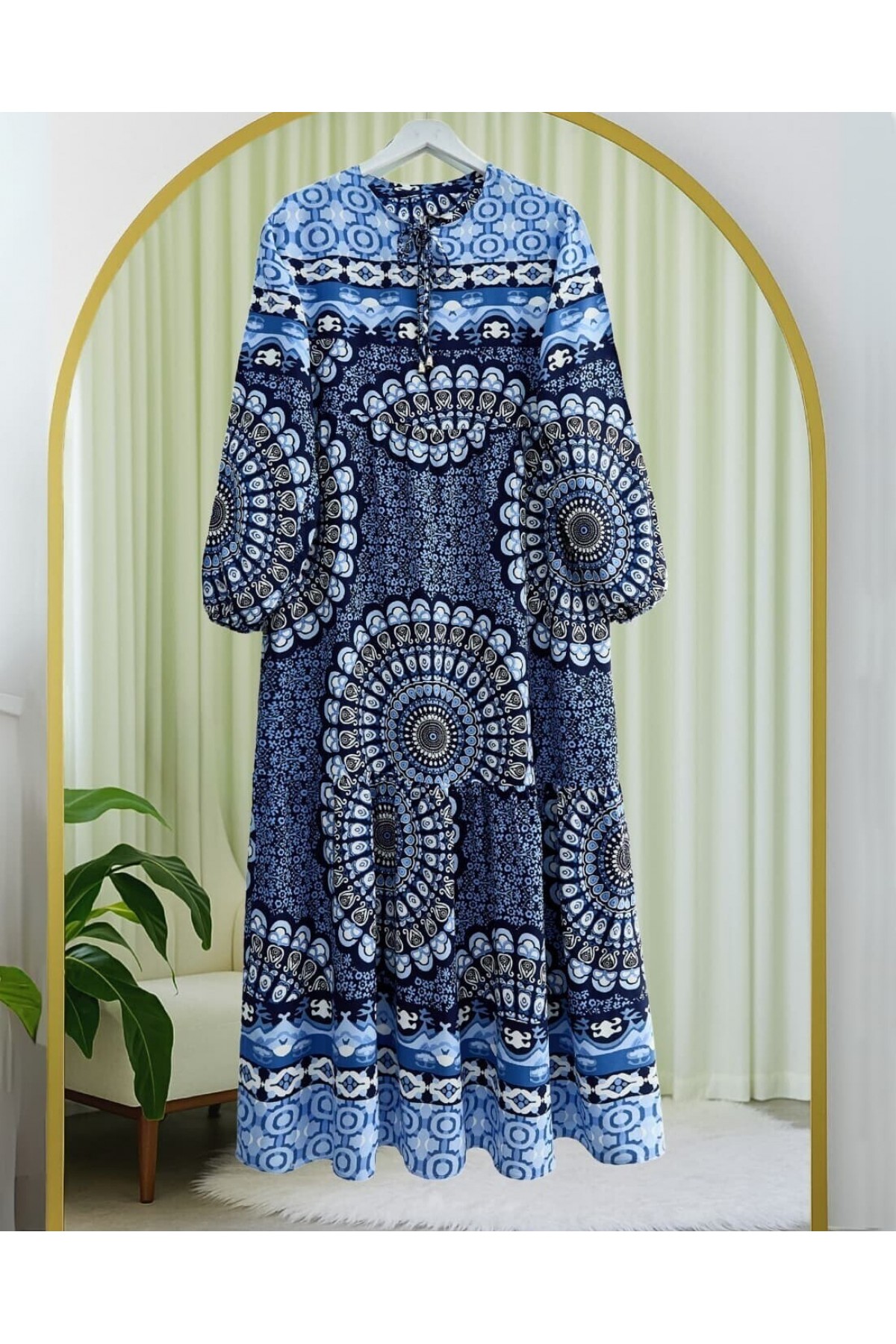 Parçalı Deseli Bağcıklı Kolu Lastikli Elbise  -Laci