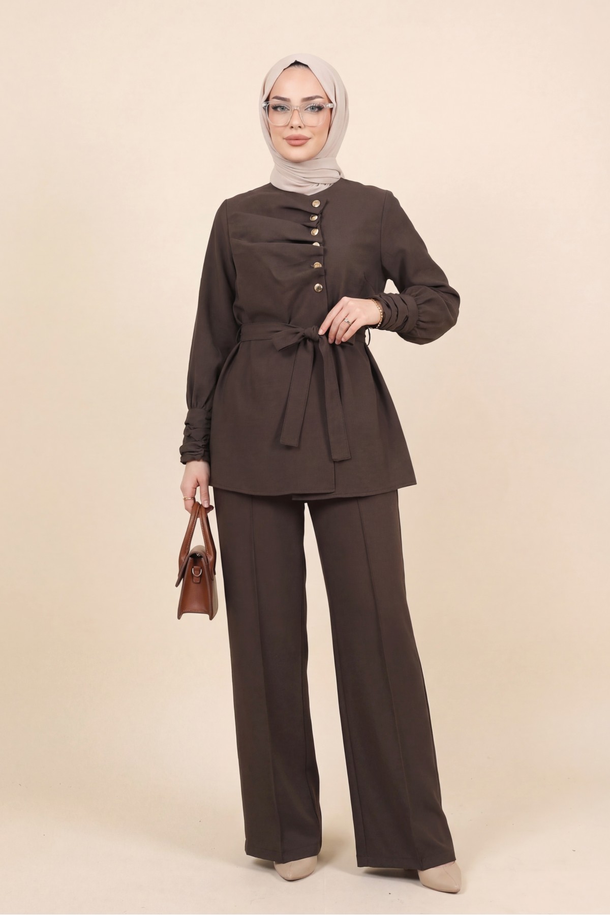 Kolu Ve Önü Katlama Detaylı Beli Kemerli Yarım Düğmeli Cupra Takım  -Kahve