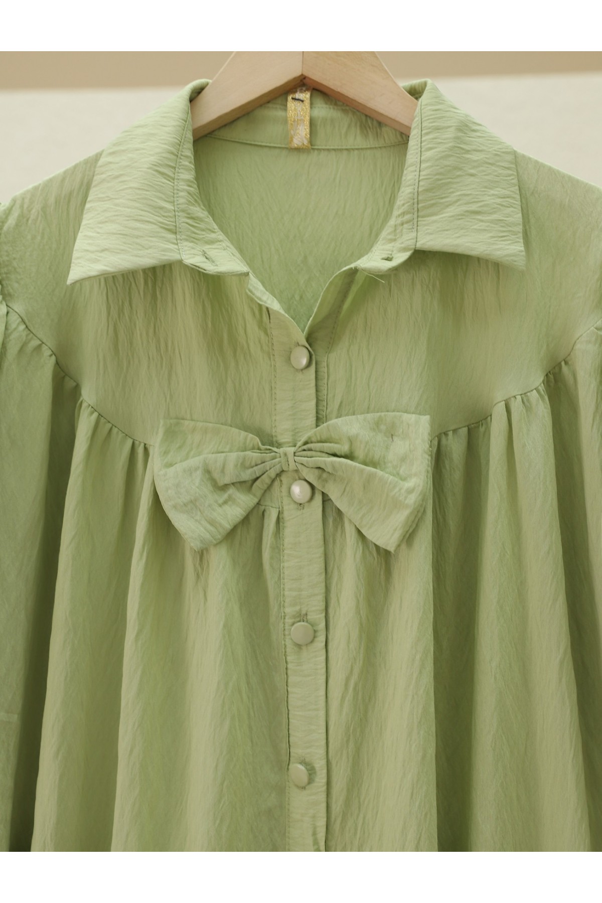 Önü Fiyonk Detaylı Parçalı Gömlek  -Su Yeşili