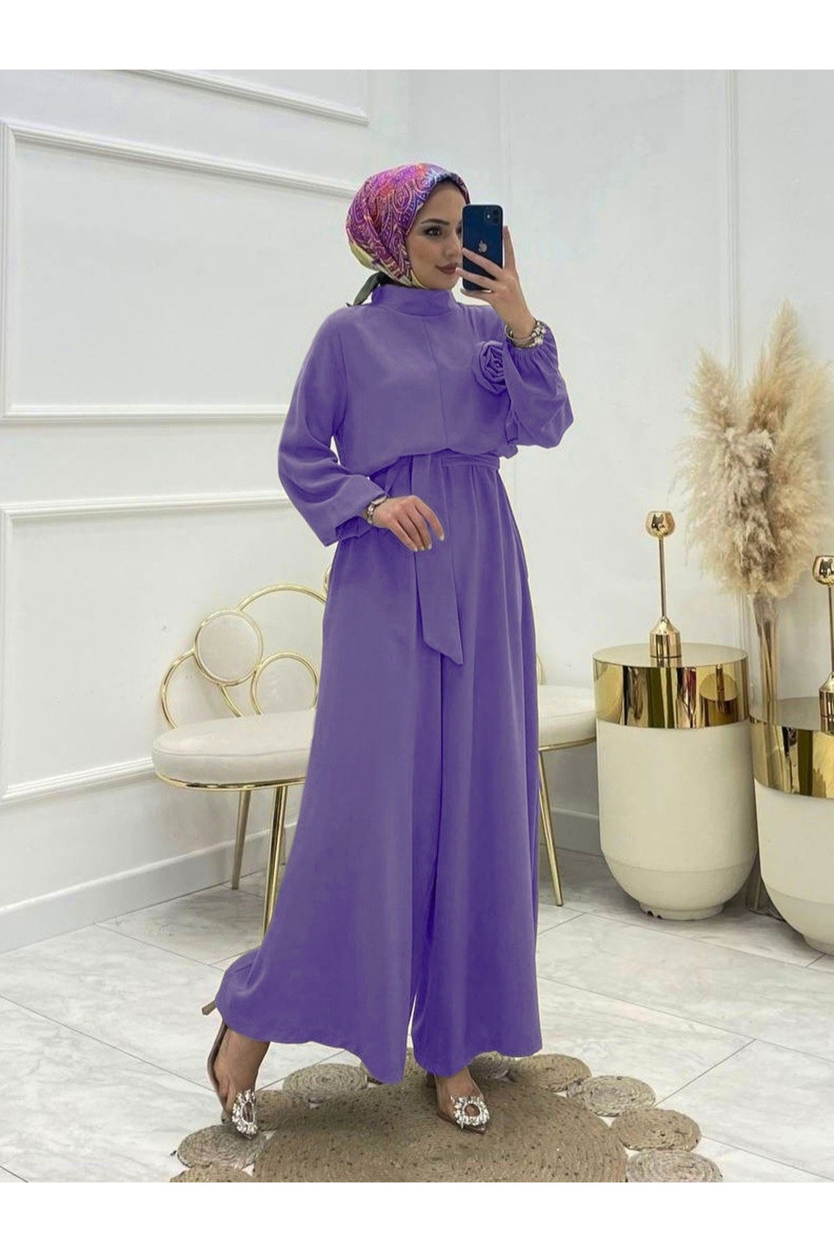 Dik Yaka Kemerli Güllü Tulum -Lila