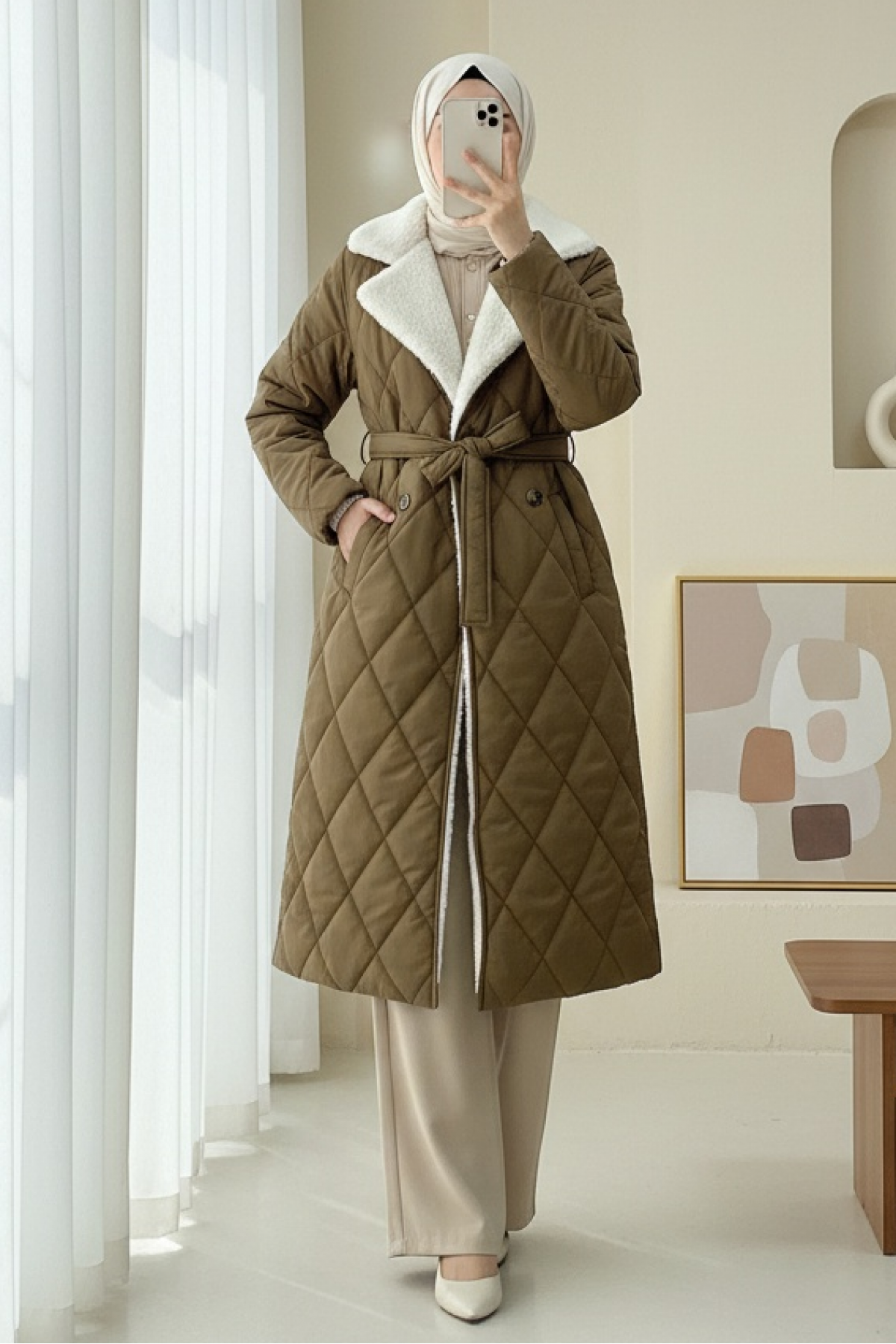 Yakası Ve İçi Peluşlu Astarlı Beli Kemerli Cepli Kapitone Kaban -Taba