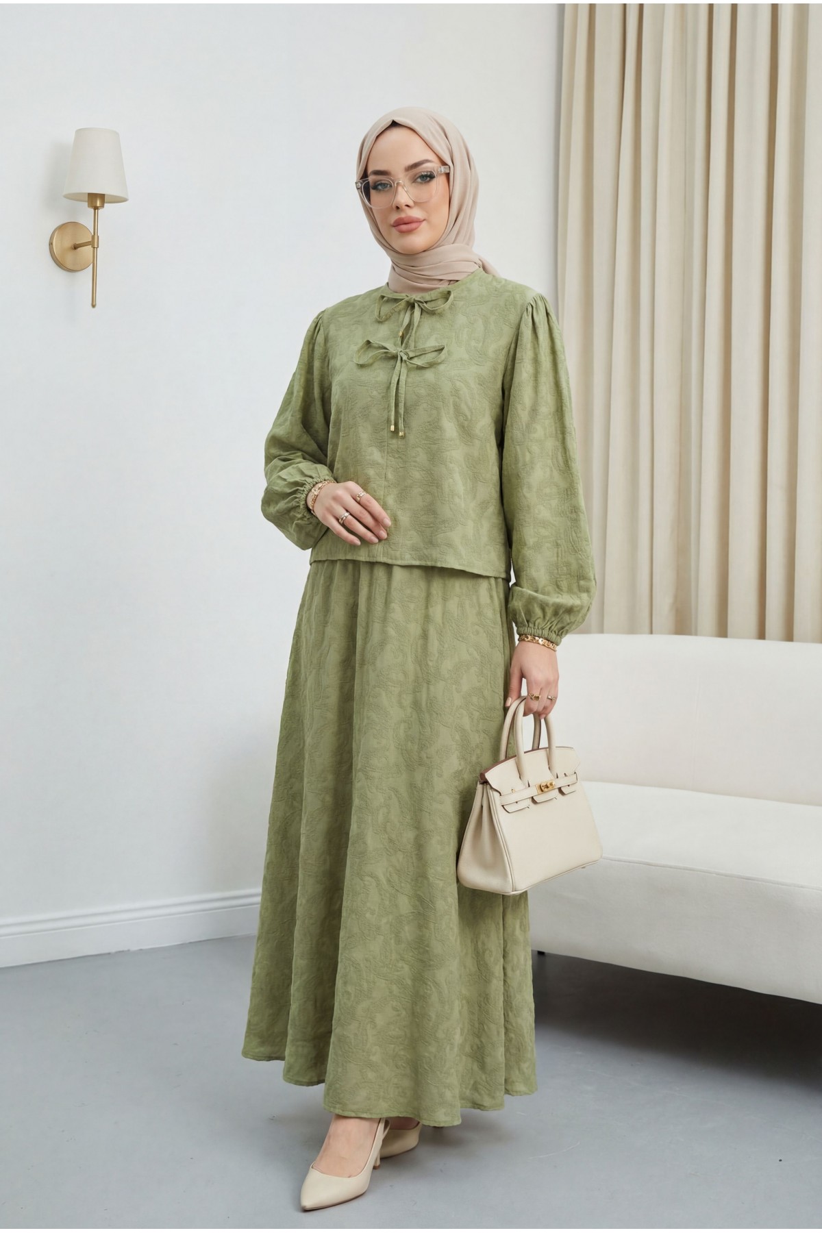 Kolu Lastikli Yakası Bağlamalı Etekli Jakar Takım   -Çağla Y.