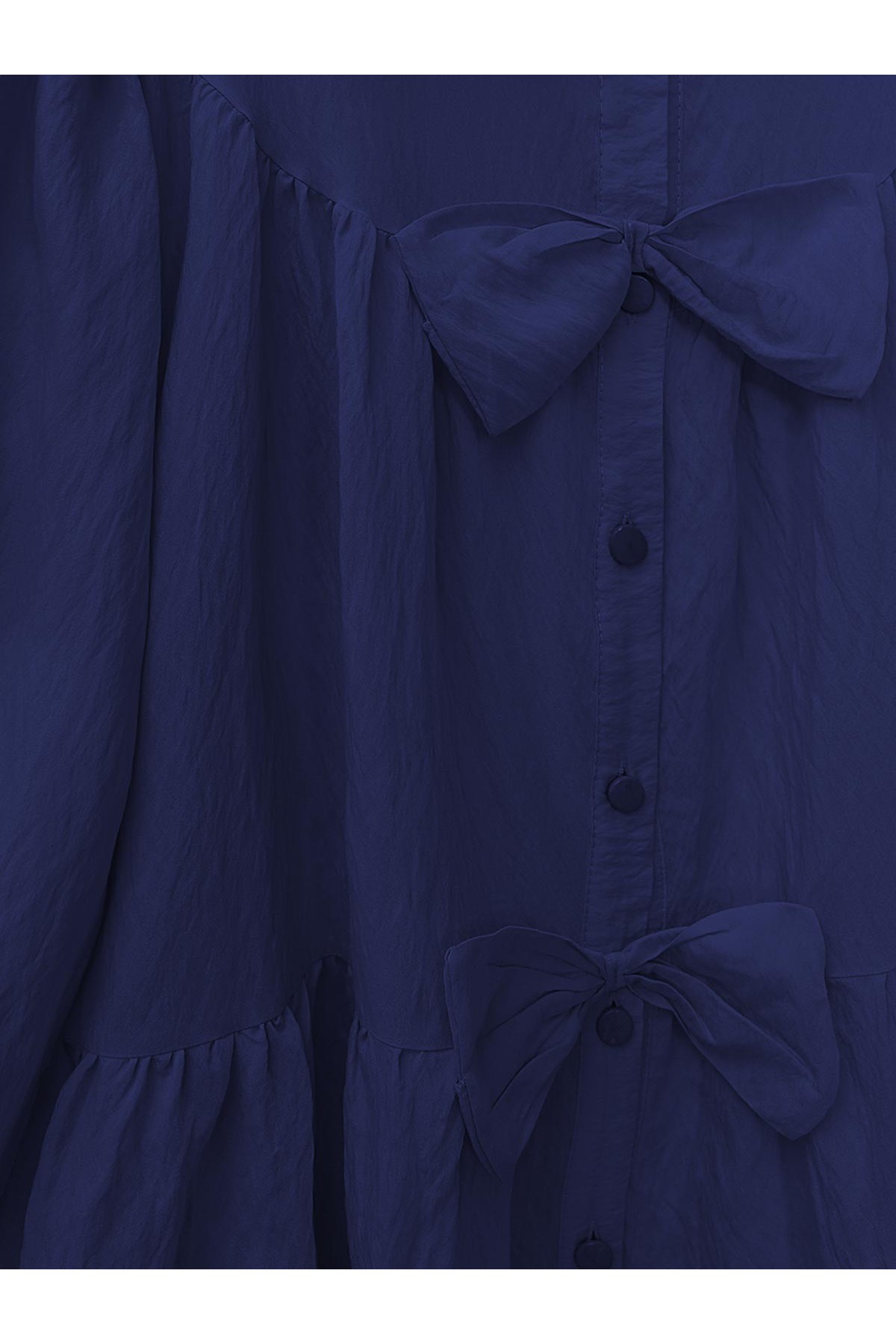 Önü Fiyonk Detaylı Parçalı Gömlek -Laci