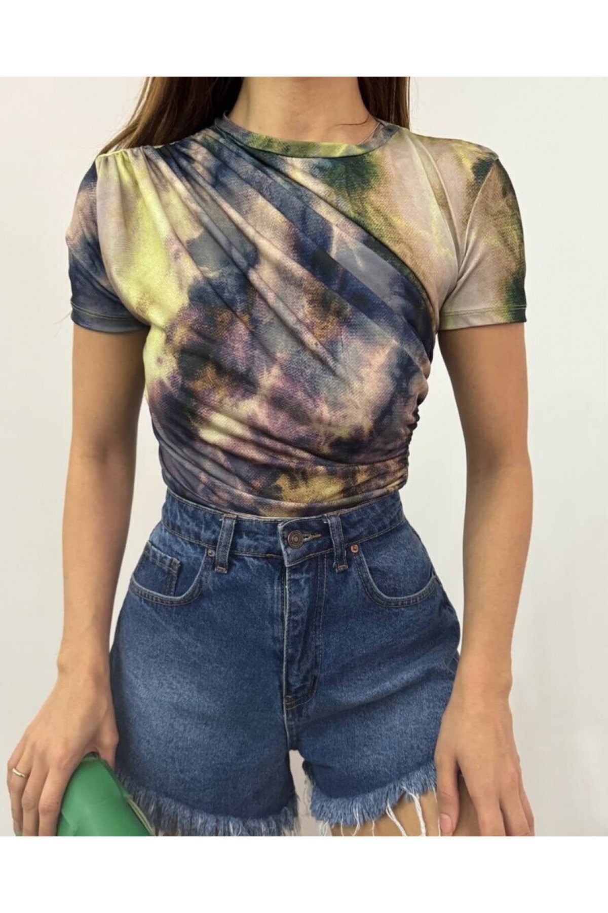 Bel Omuz Büzgülü Batik Baskı Sendy Bluz  -Yeşil