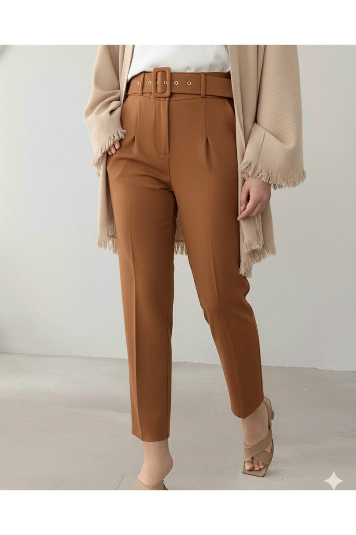 Kalın Kemerli Kumaş Pantalon    -Tarçın