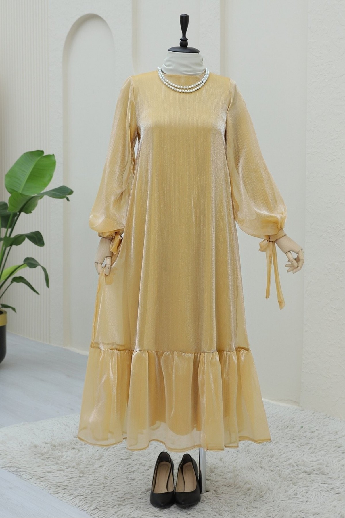 Kolu Bağcıklı Eteği Parçalı Janjan Elbise -Somon