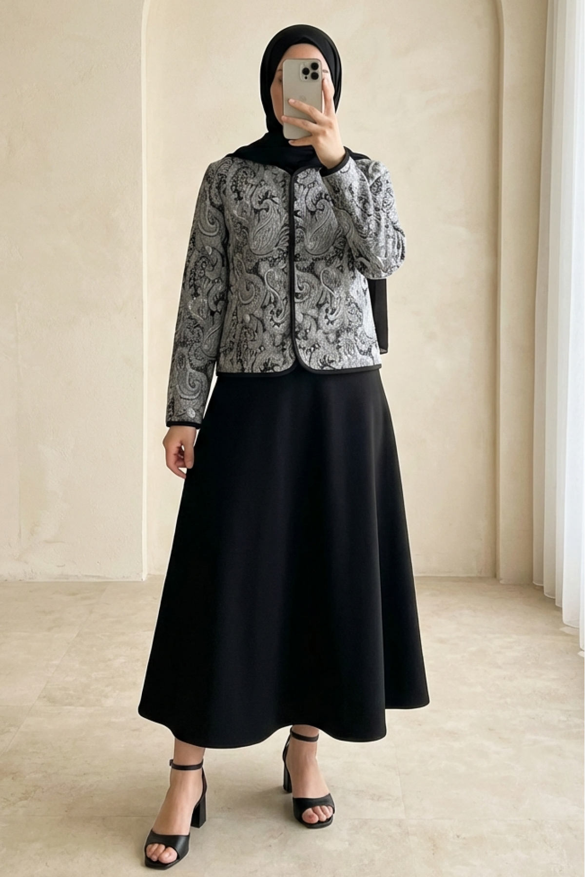 Etnik Desenli Top Düğmeli Scuba Takım -Siyah