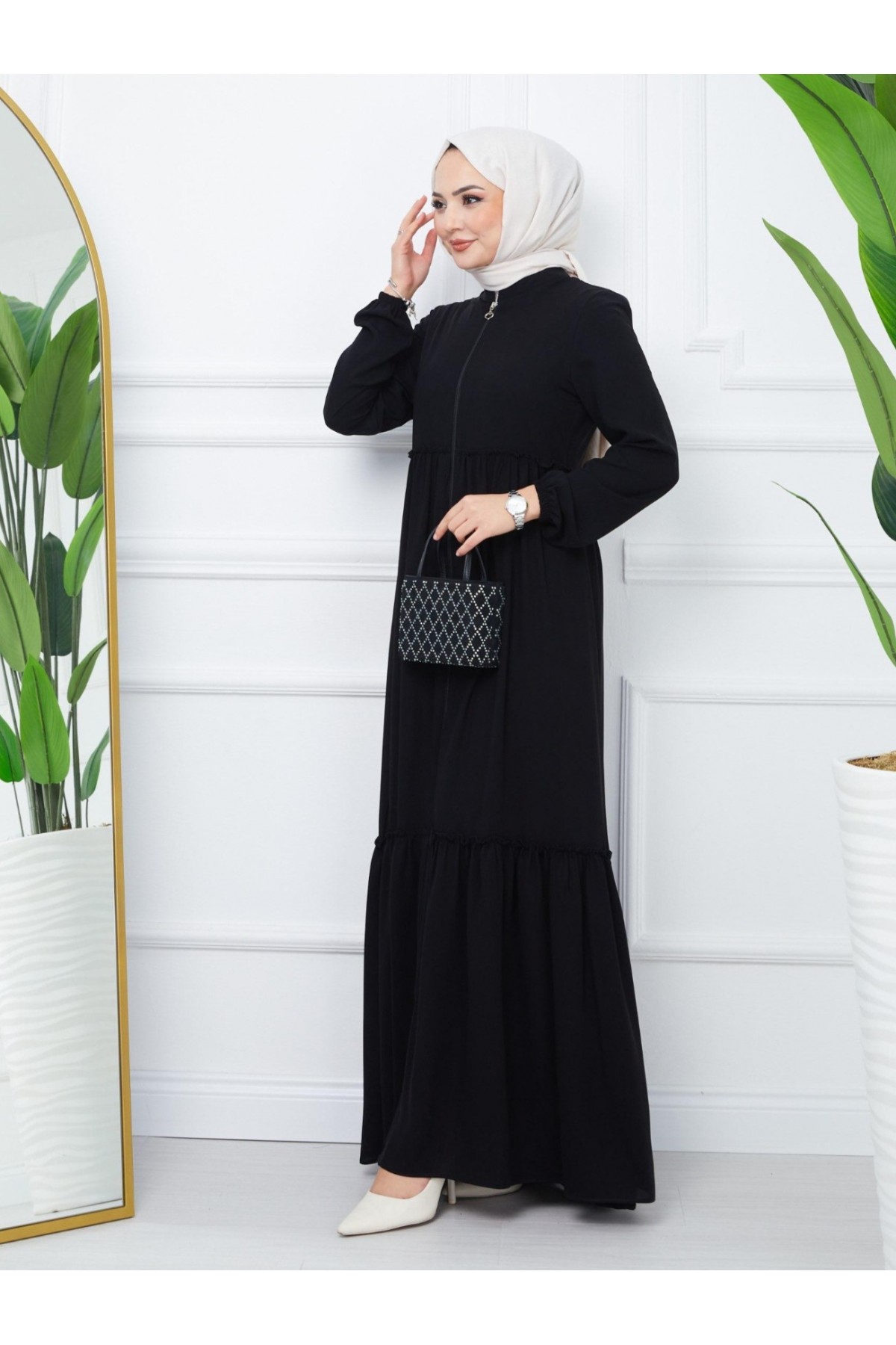 Parçalı Kolu Lastikli Boydan Fermuarlı Ferace -Siyah