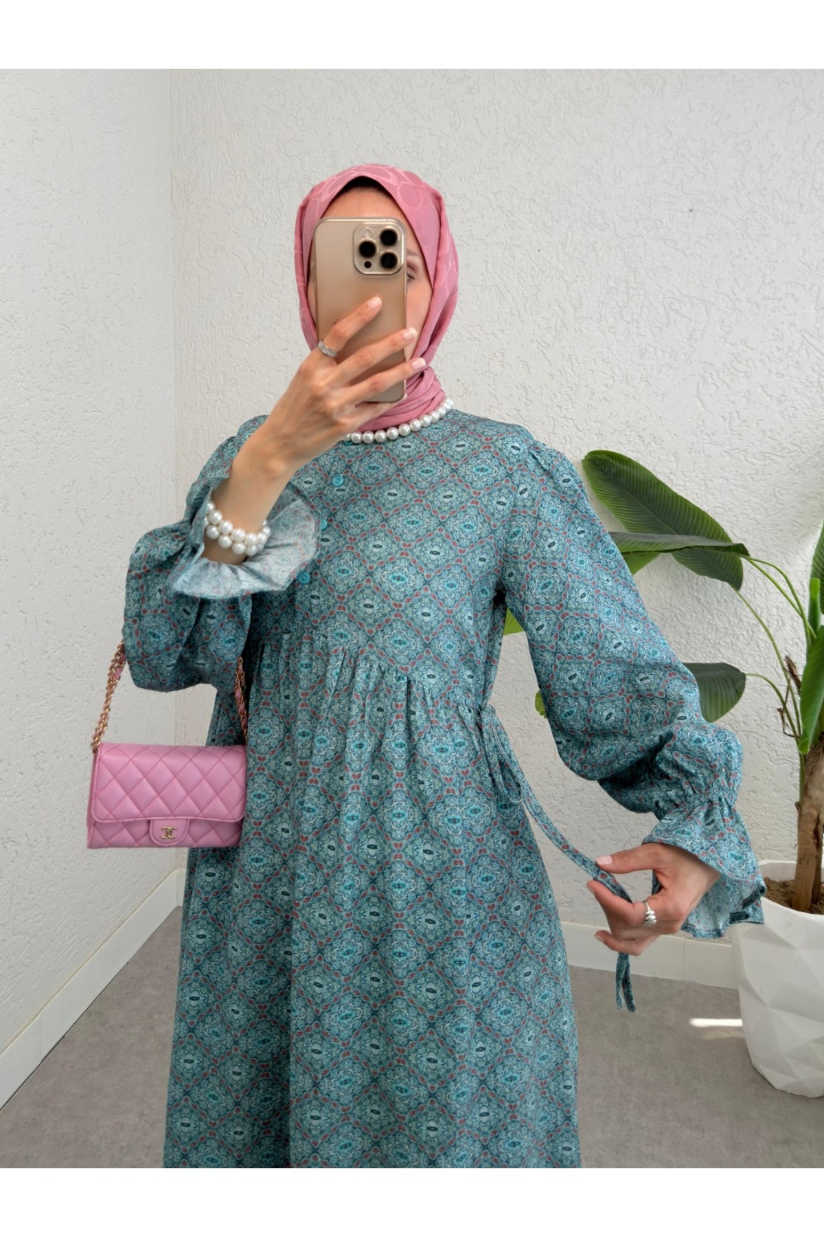 Yarım Düğmeli Beli Bağcıklı Desenli Elbise  -Mint