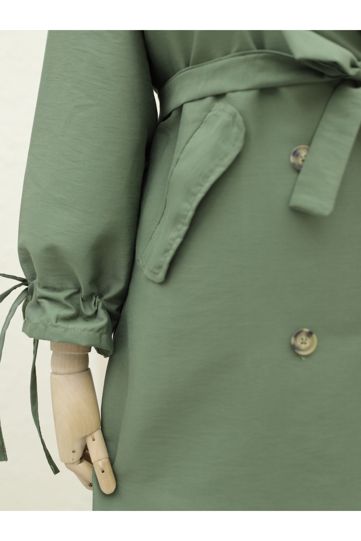 Kolu Manşeti Bağcıklı Kemerli Kap -Haki