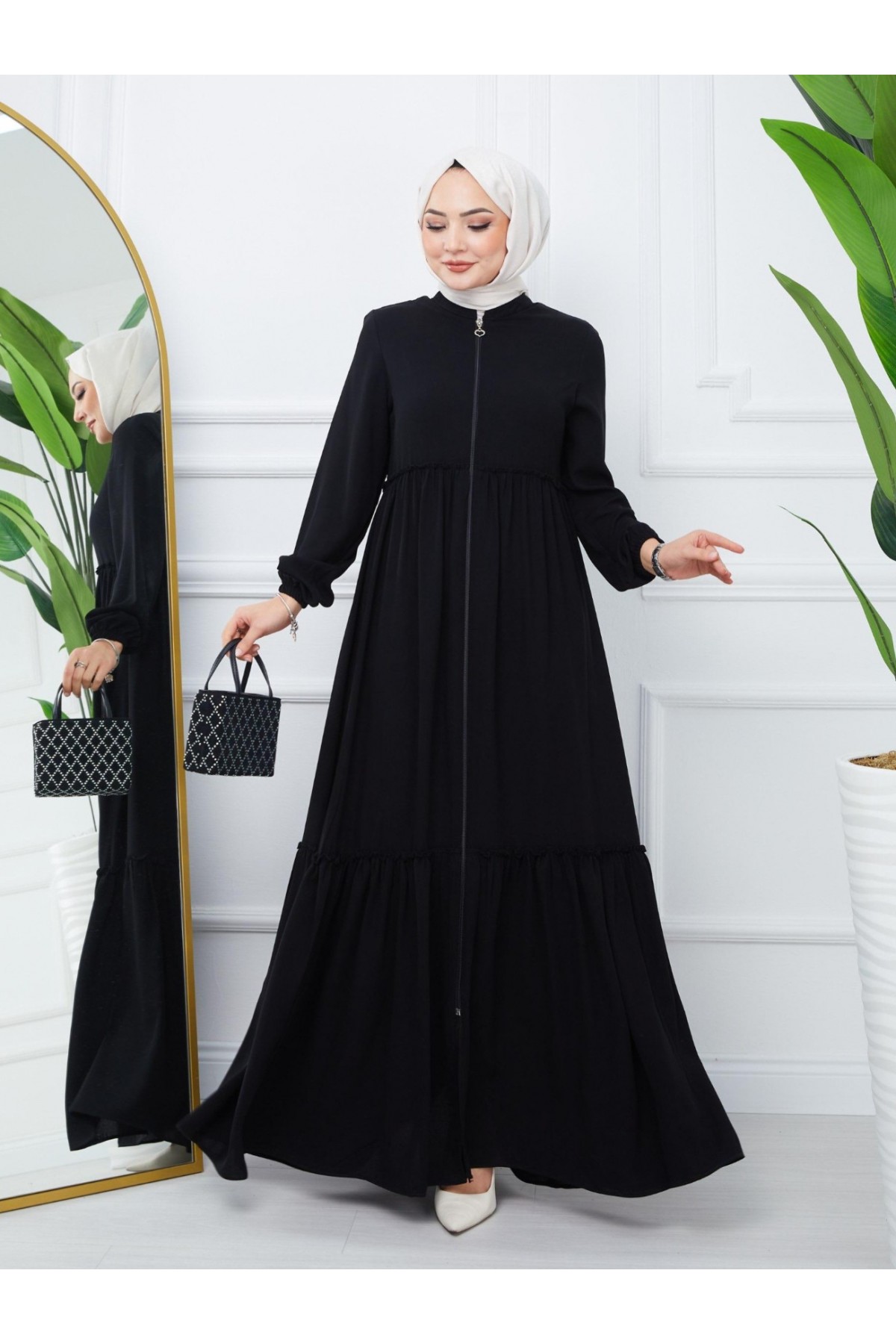 Parçalı Kolu Lastikli Boydan Fermuarlı Ferace -Siyah