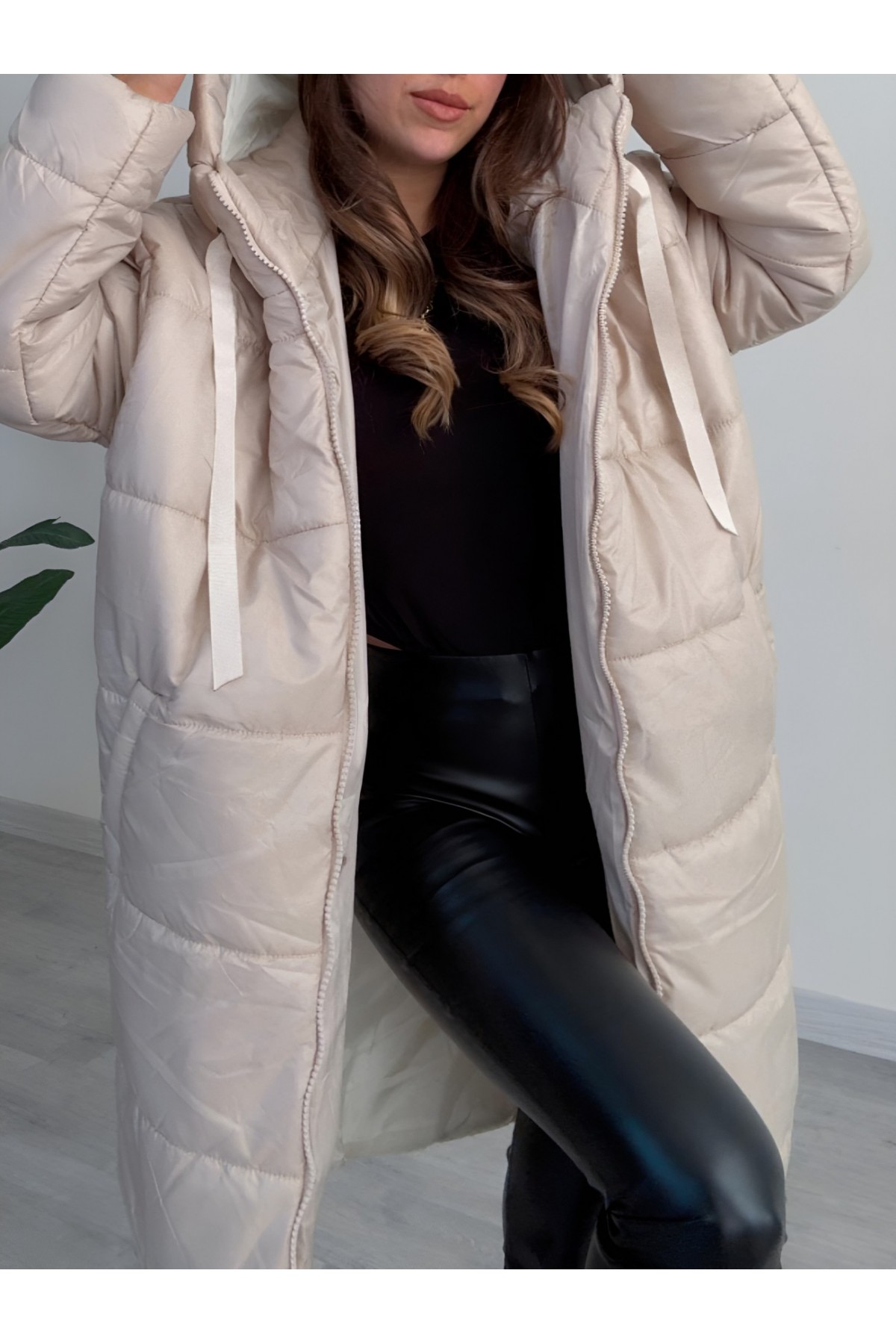 Kapşonlu Bağcık Detaylı Fermuarlı Şişme Mont -Ekru