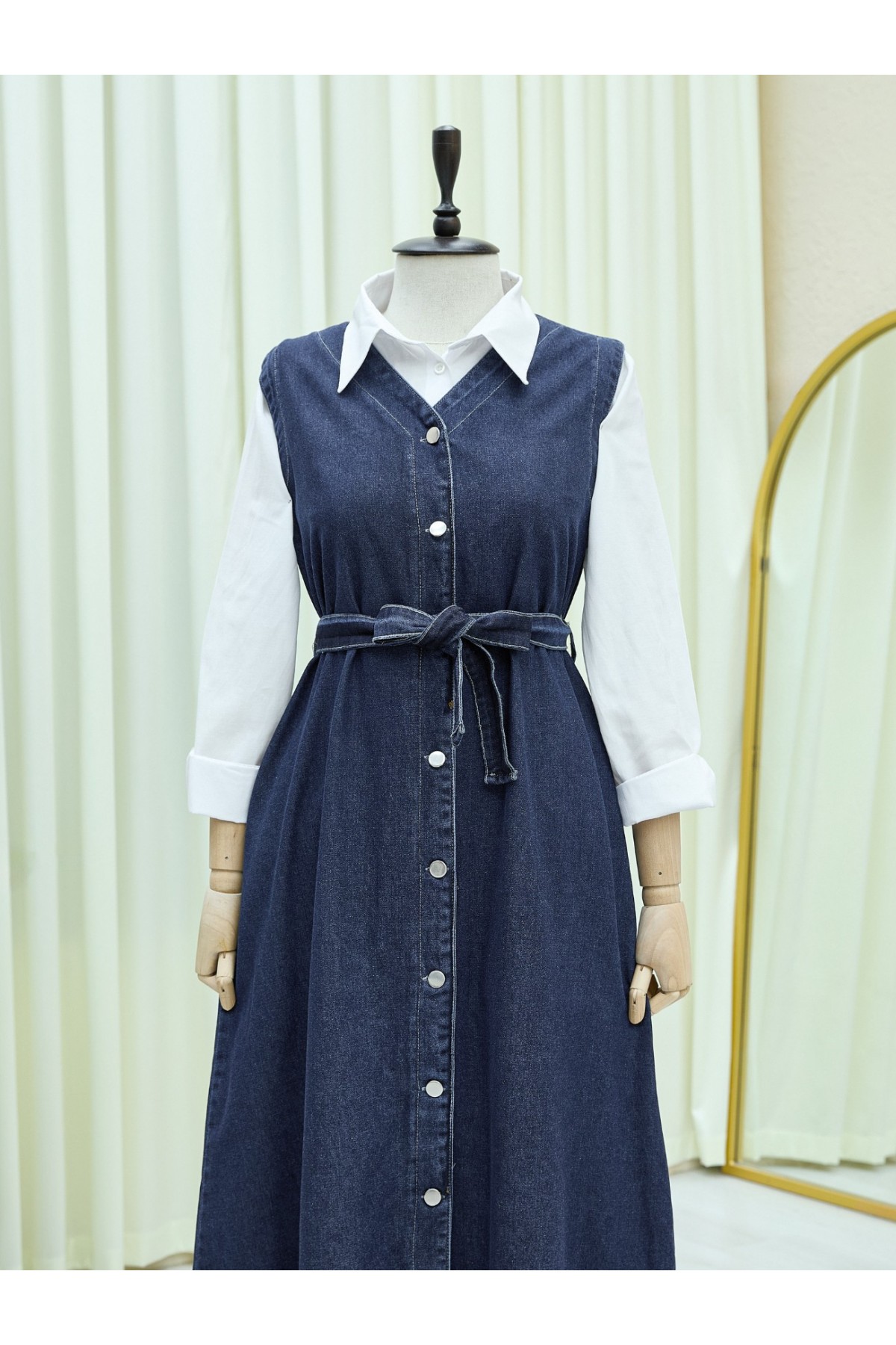 Beli Bağlamalı Önü Düğmeli Cepli Kot Jile   -Laci