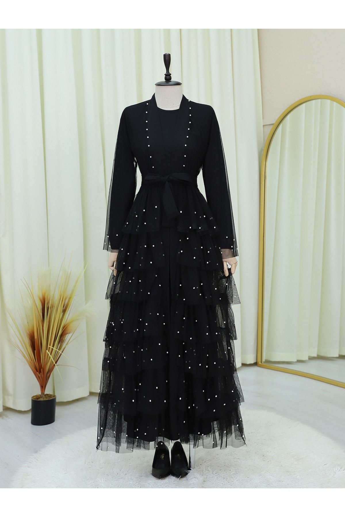 Eteği Katlı Serpme İncili Tül Abaya Takım -Siyah