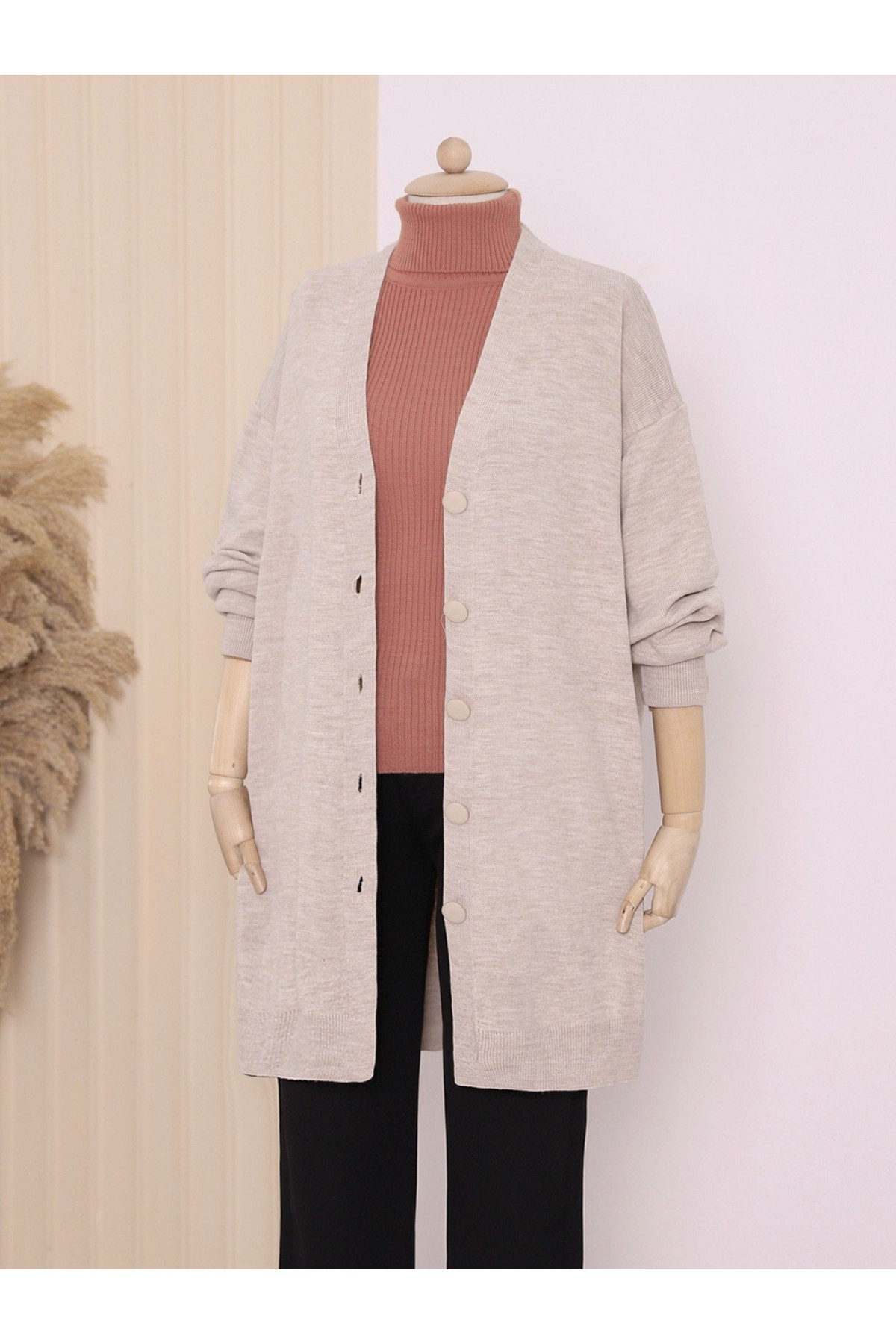 Düğmeli Kışlık Tesettür Triko Hırka -Taş