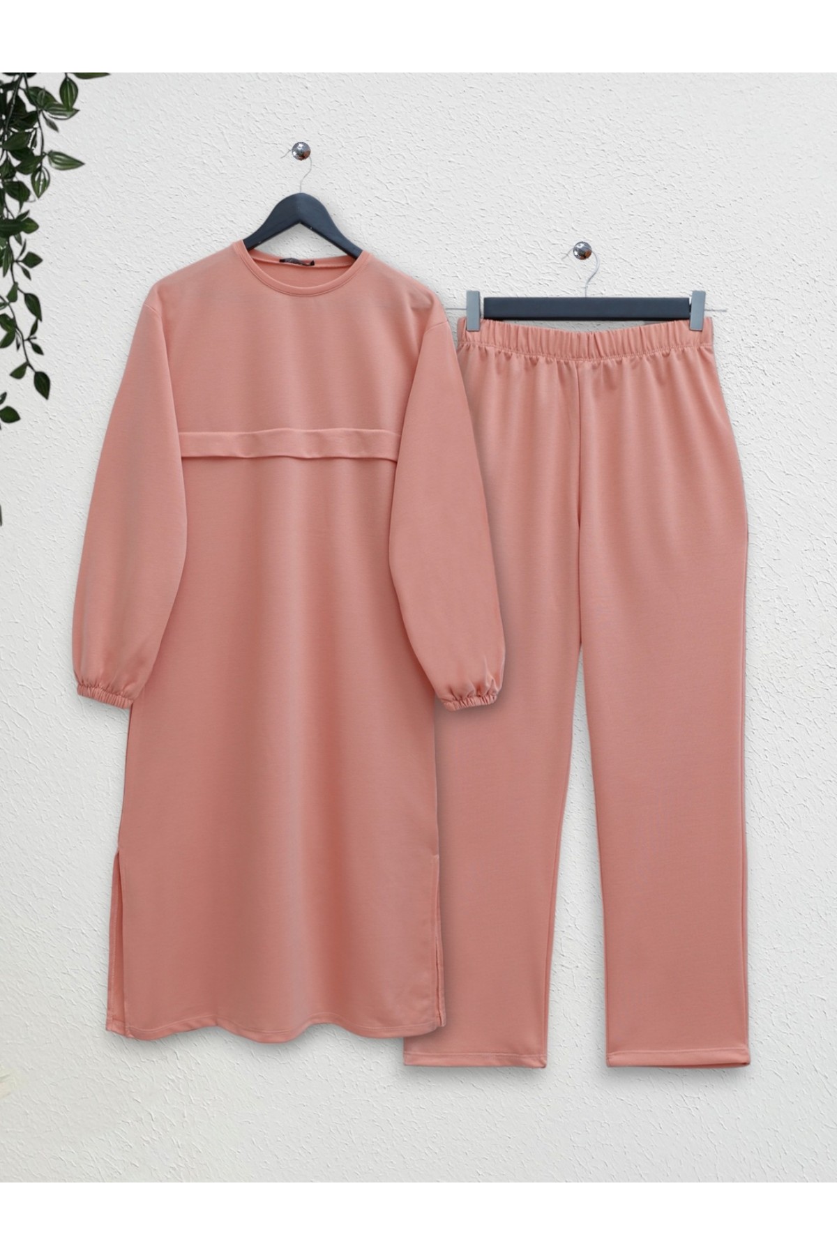 Yuvarlak Yaka Üst Uzun İki İplik Penye Takım -Yavruağzı