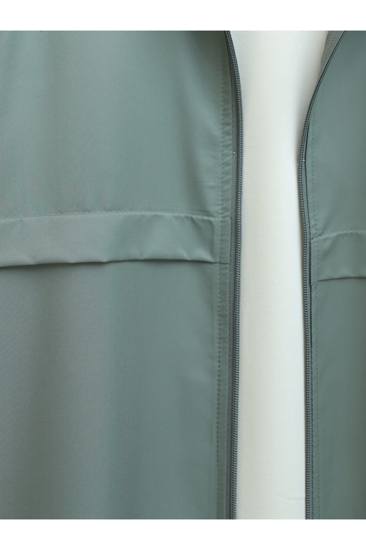 Boydan Fermuarlı Kapşonlu Uzun Yağmurluk -Haki