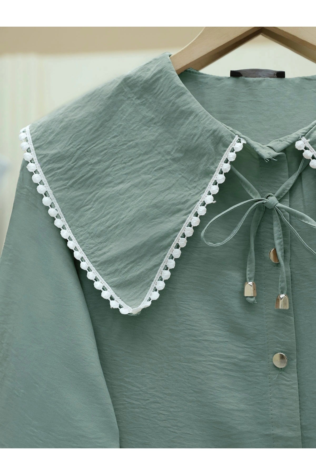 Bebe Yaka Dantelli Kolu Lastikli Gömlek -Mint