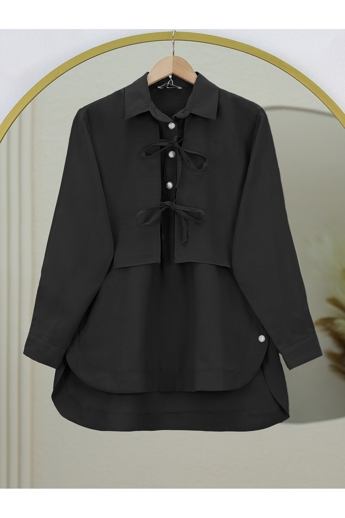 Yelek Detaylı Düğmeli Arkası Uzun Bağcıklı Gömlek -Siyah