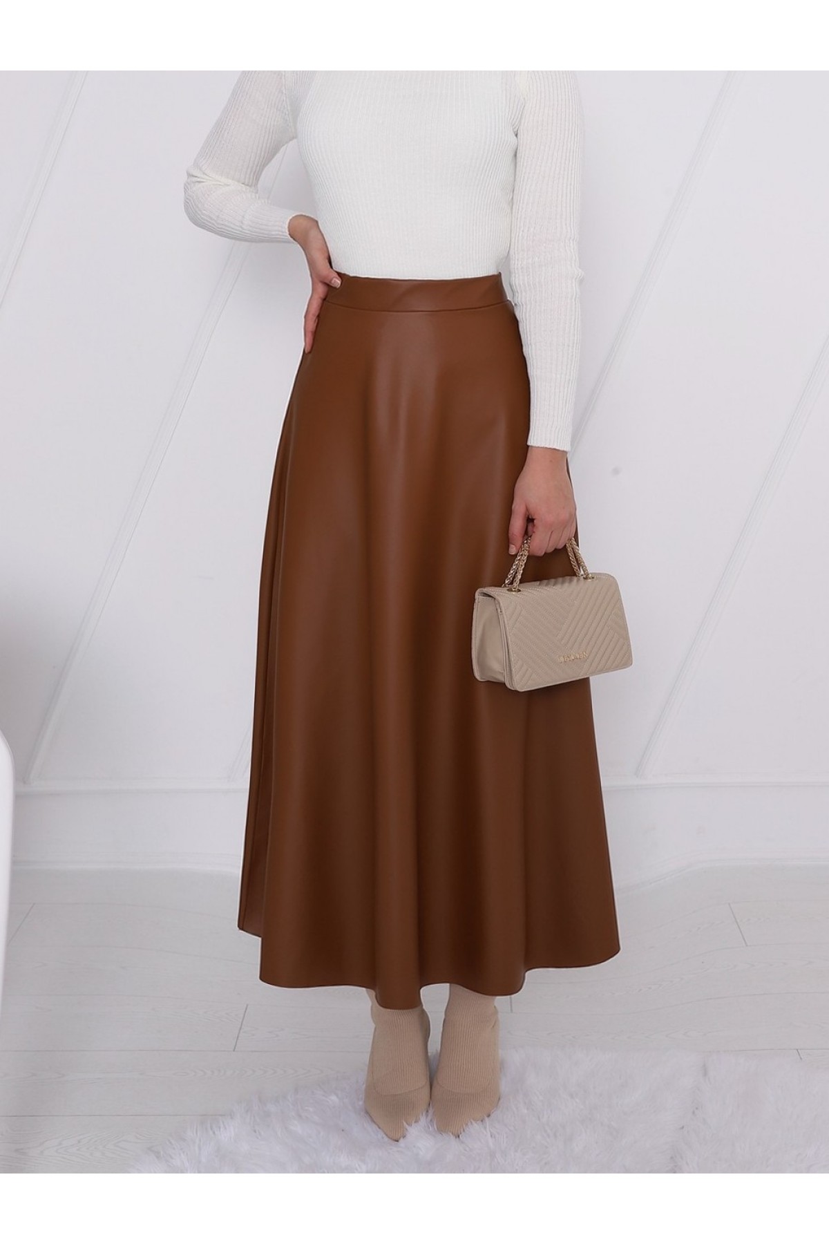 Beli Lastikli Düz Deri Etek (1962) -Taba