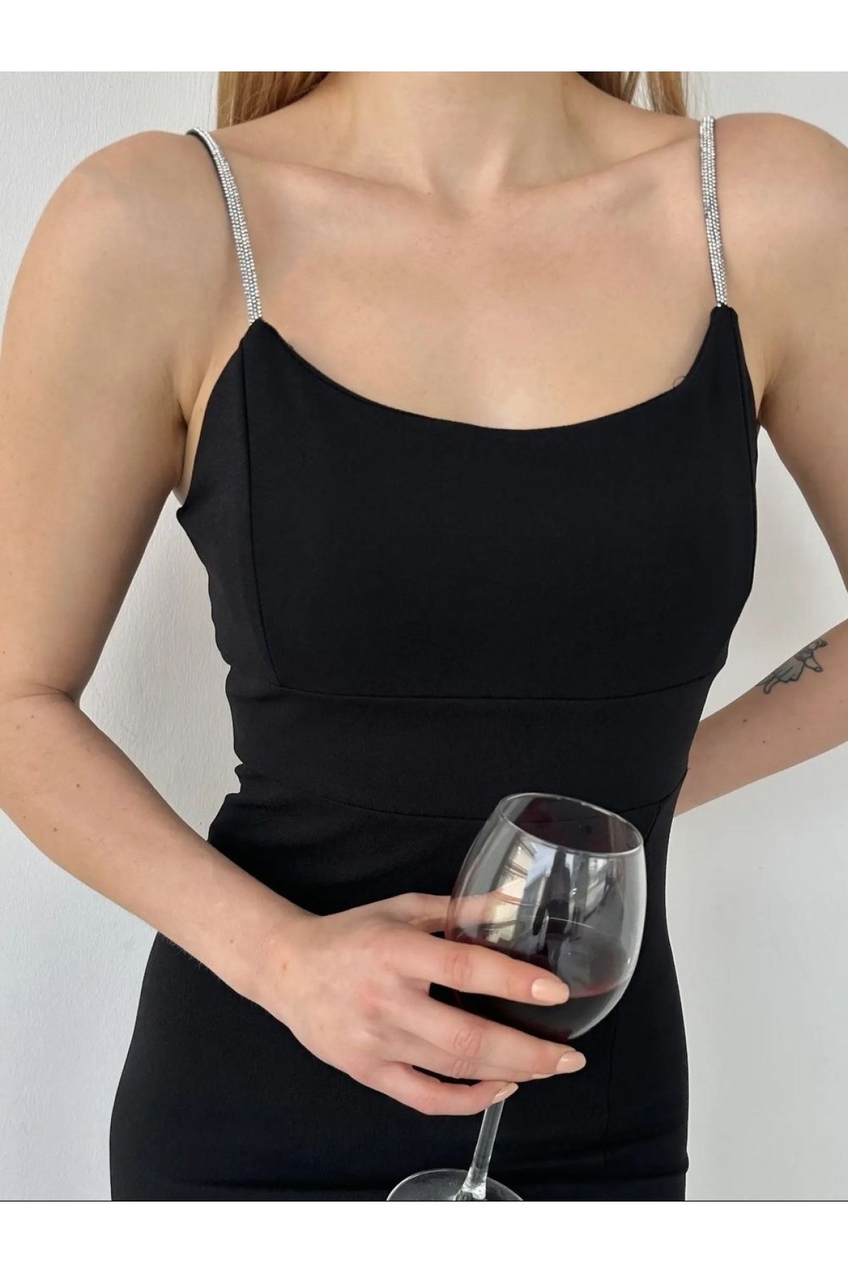 Askı Taş Detaylı Yırtmaçlı Mini Elbise  -Siyah