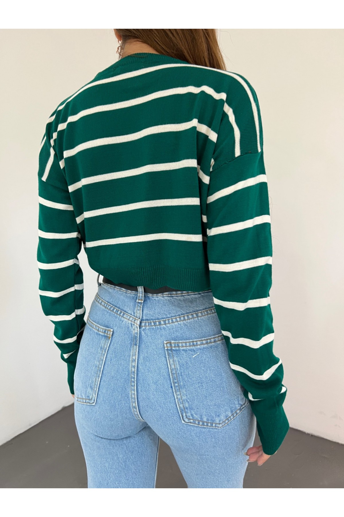 İnce Çizgili Crop Triko Kazak -Zümrüt