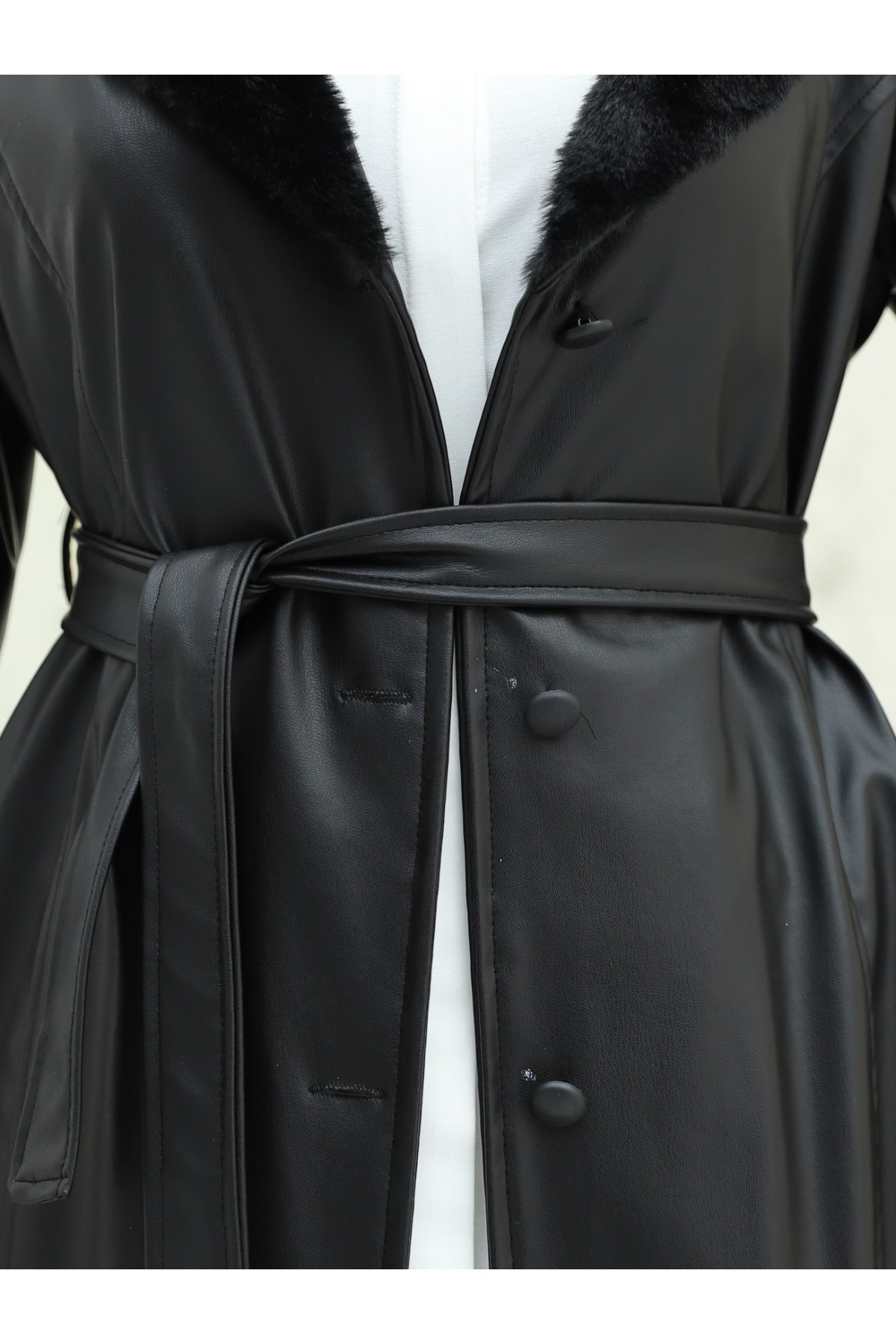 Kolu Ve Yakası Peluşlu Bağcıklı Deri Pardesü -Siyah