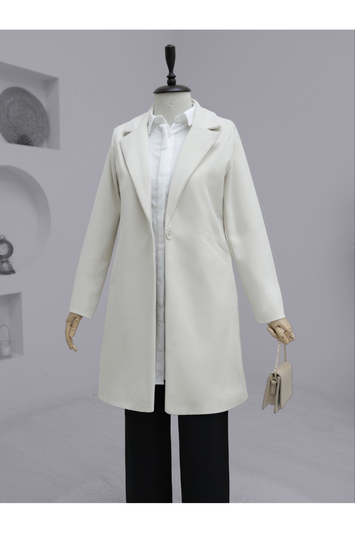 Tek Düğmeli Astarlı Kışlık Kaşe Kaban   -Krem