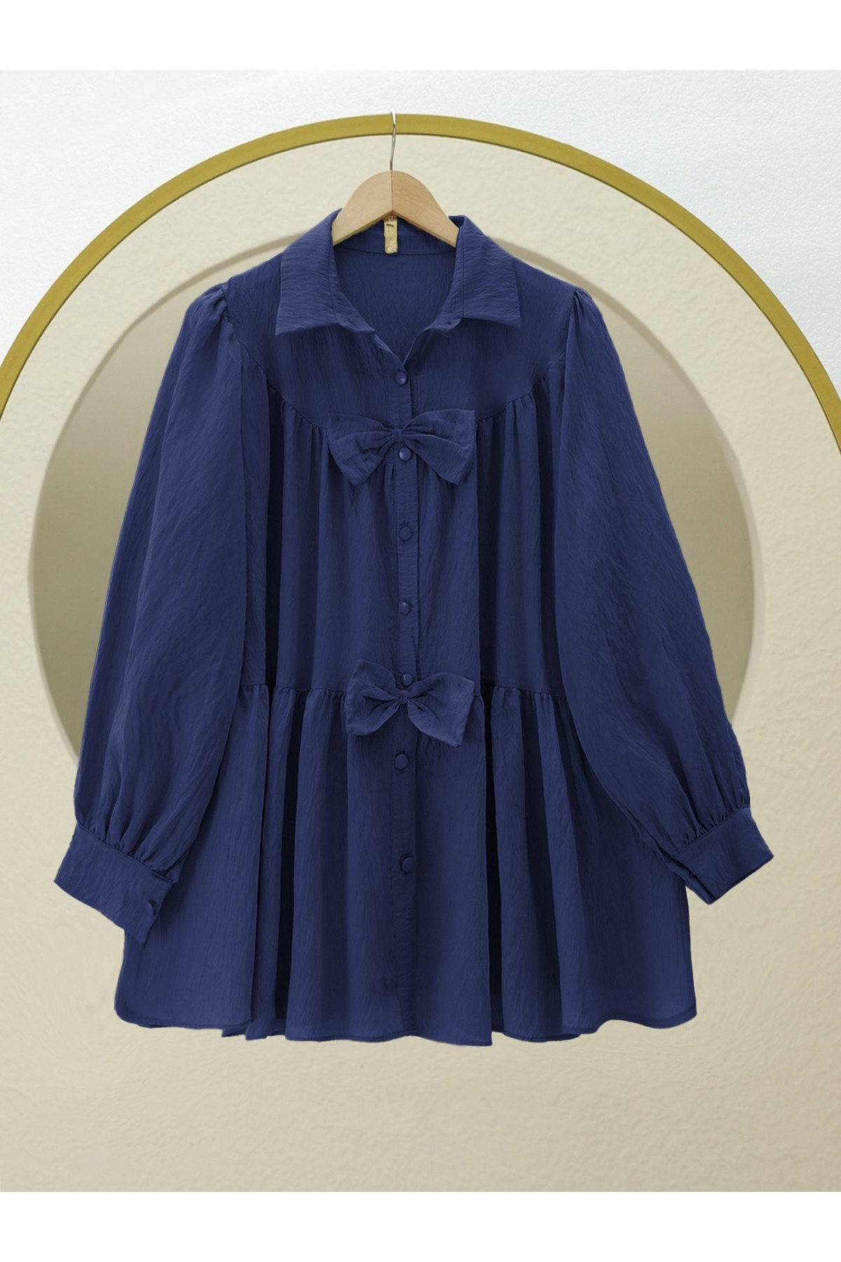 Önü Fiyonk Detaylı Parçalı Gömlek -Laci