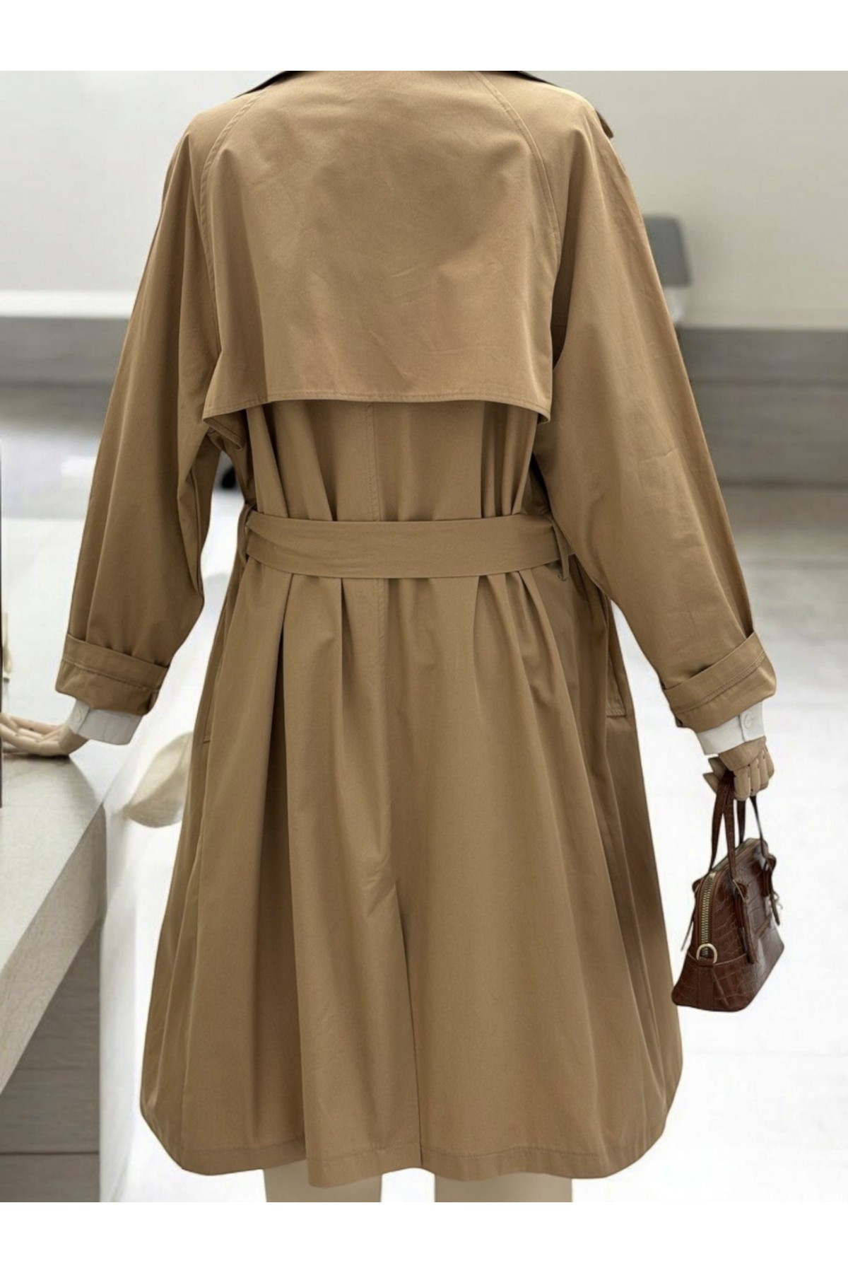 Bolero Detaylı Kemerli Araboy Trençkot -Vizon