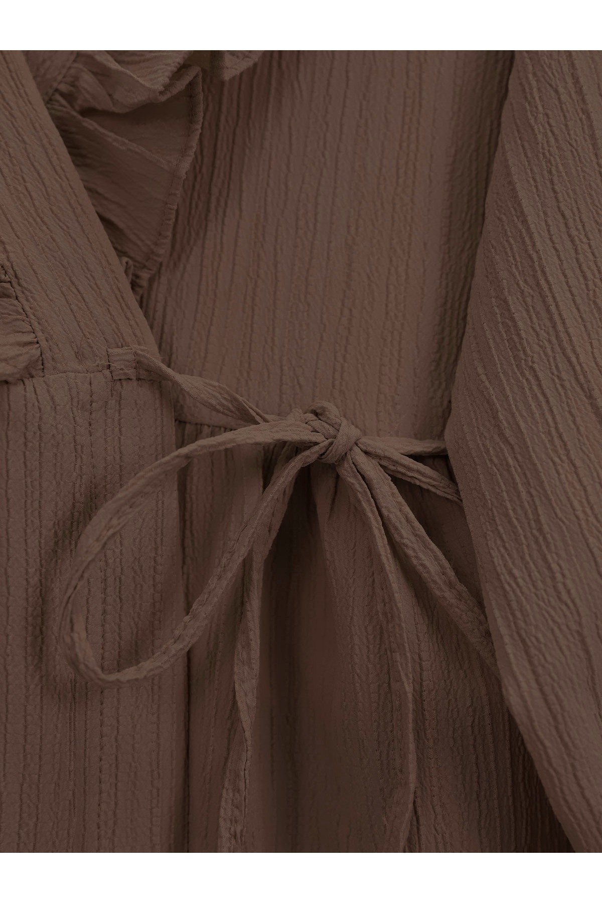 Önü Fırfırlı Bağlamalı Krinkıl Kimono -Kahve