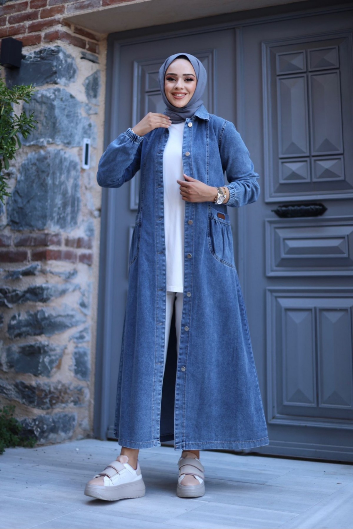 Torba Cepli Metal Düğmeli Uzun Kot Kap -Buz Mavi