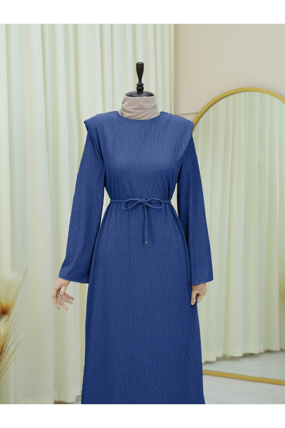 Omuzu Vatkalı Bağcıklı Bürümcük Elbise -İndigo