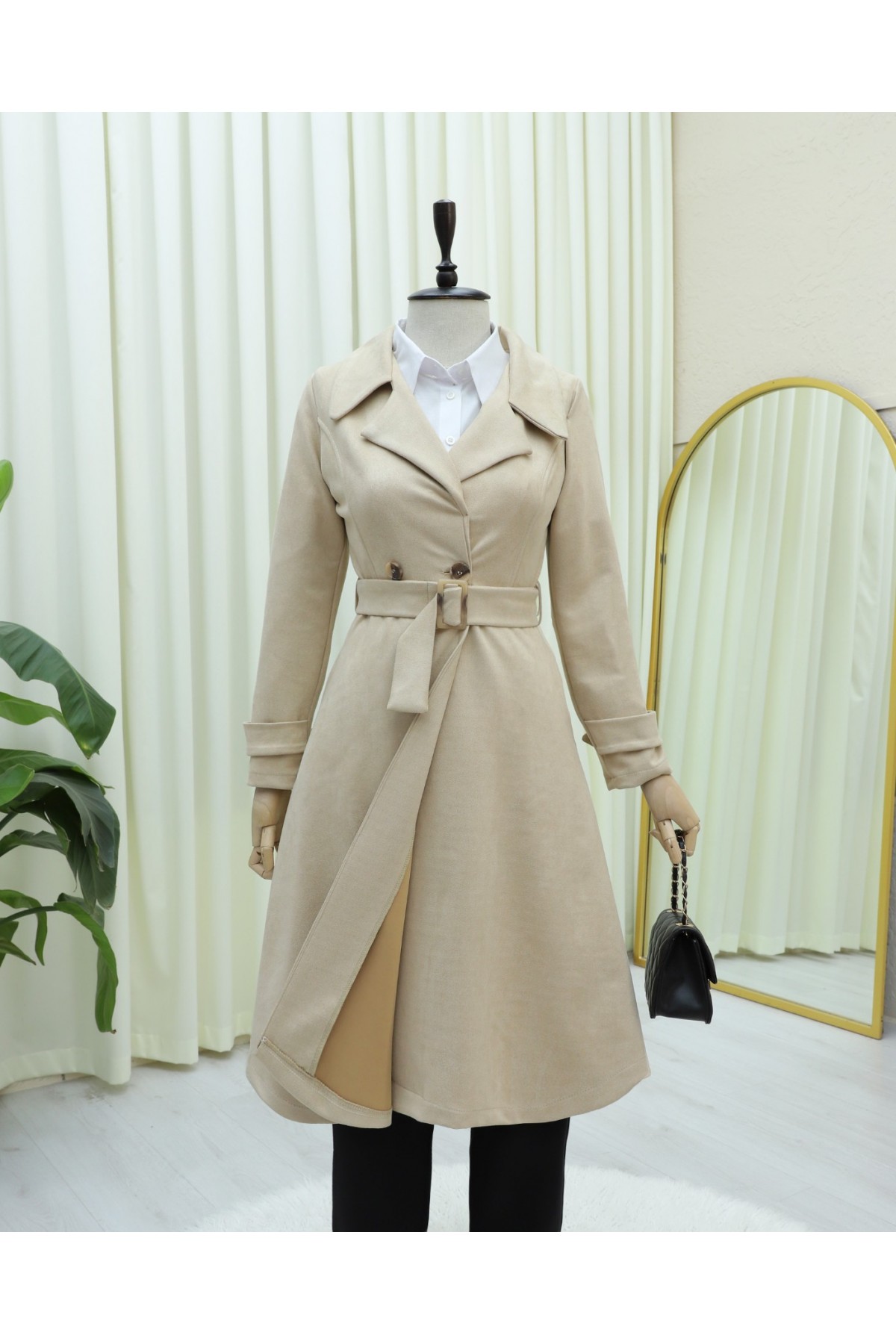 Beli Kemerli Cepli Süet Kap -Bej