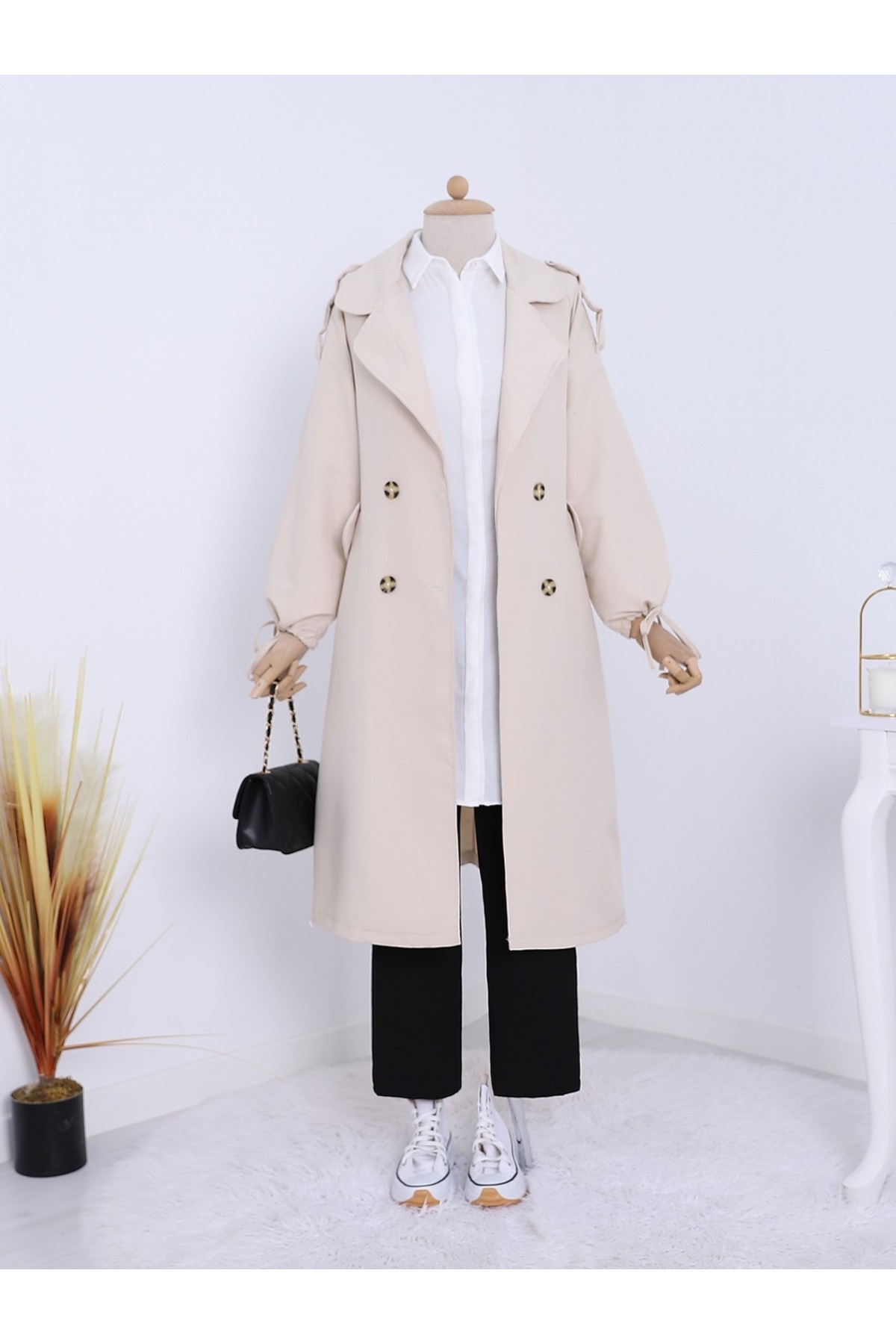 Kapaklı Cepli Kolu Bağcıklı Trençkot -Taş